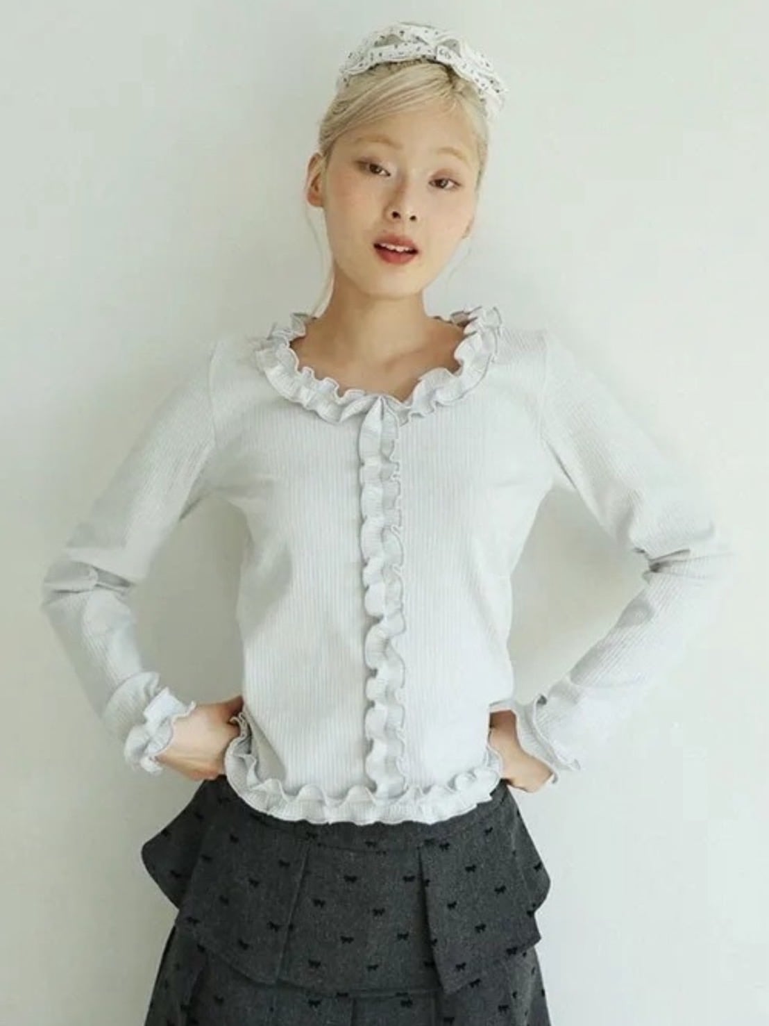 12/21 20:00 再販【Uglyshadow】RUFFLE RIBBED T-SHIRT