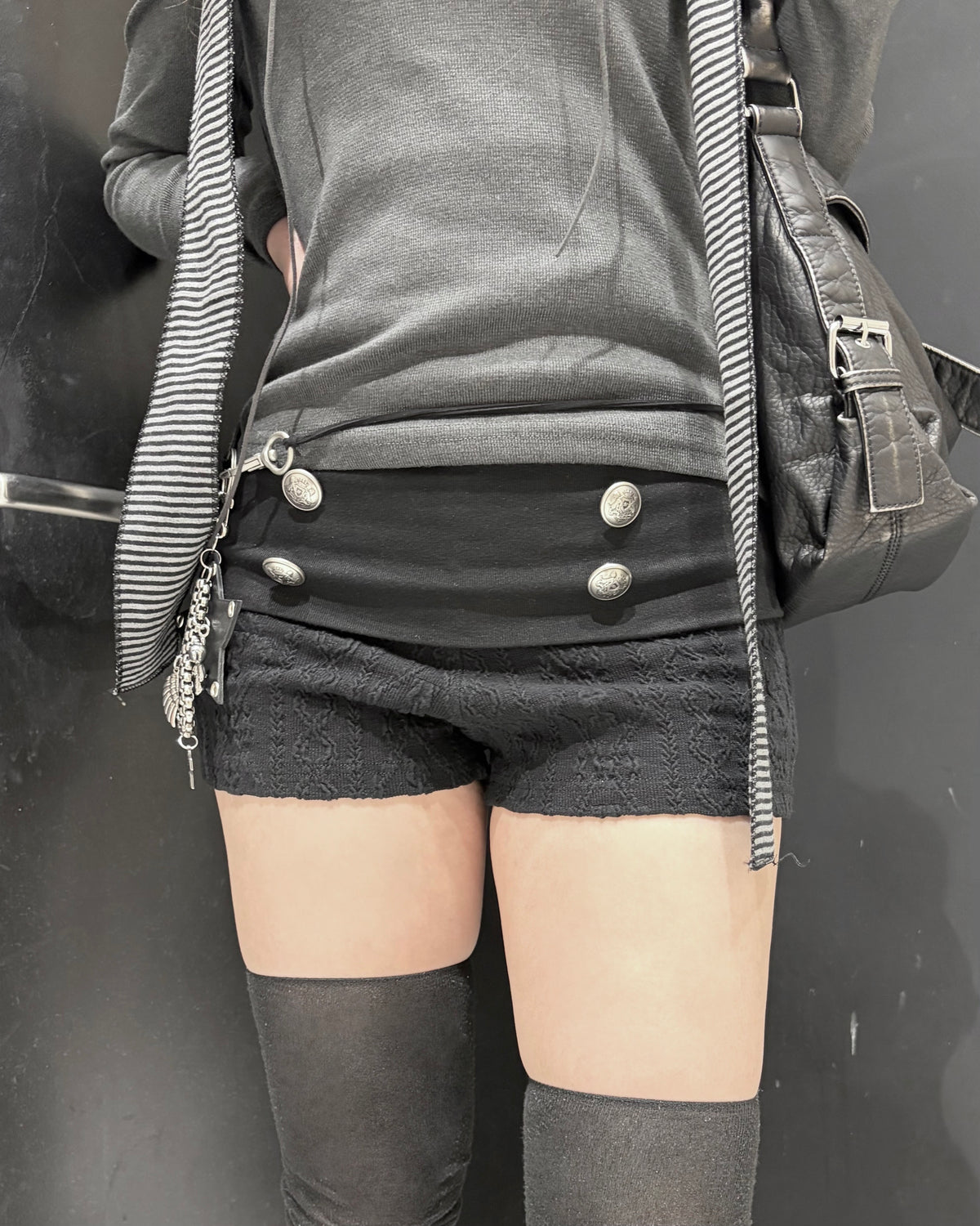 受注制【nmtc+】Double Button Knit Micro Shorts (2color)