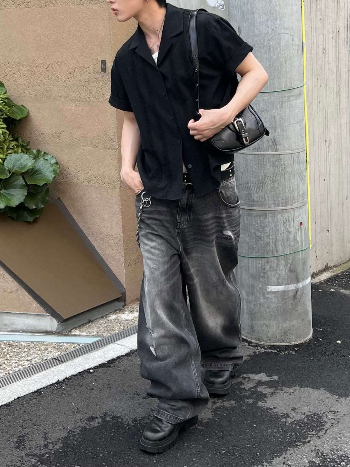 大阪店WEB限定【Chikashitsu +】belt buckle shoulder bag (2color)