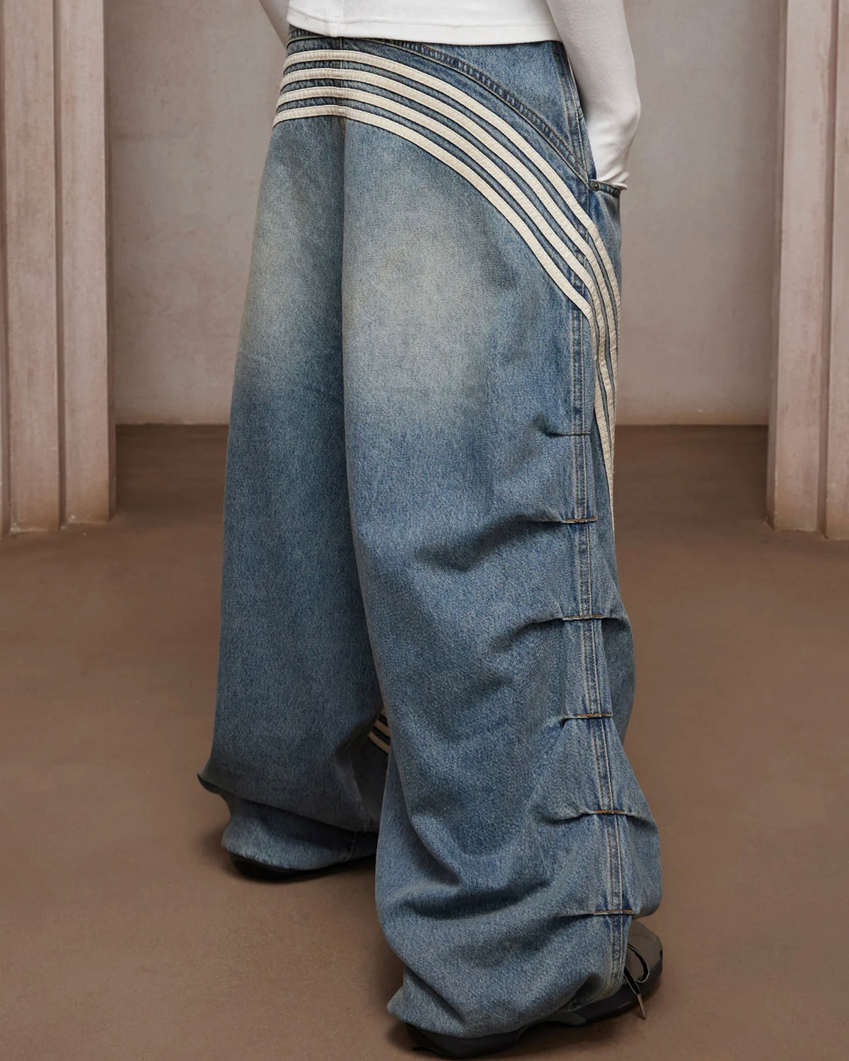 【DND4DES】Sport Pleated Washed Denim Pants