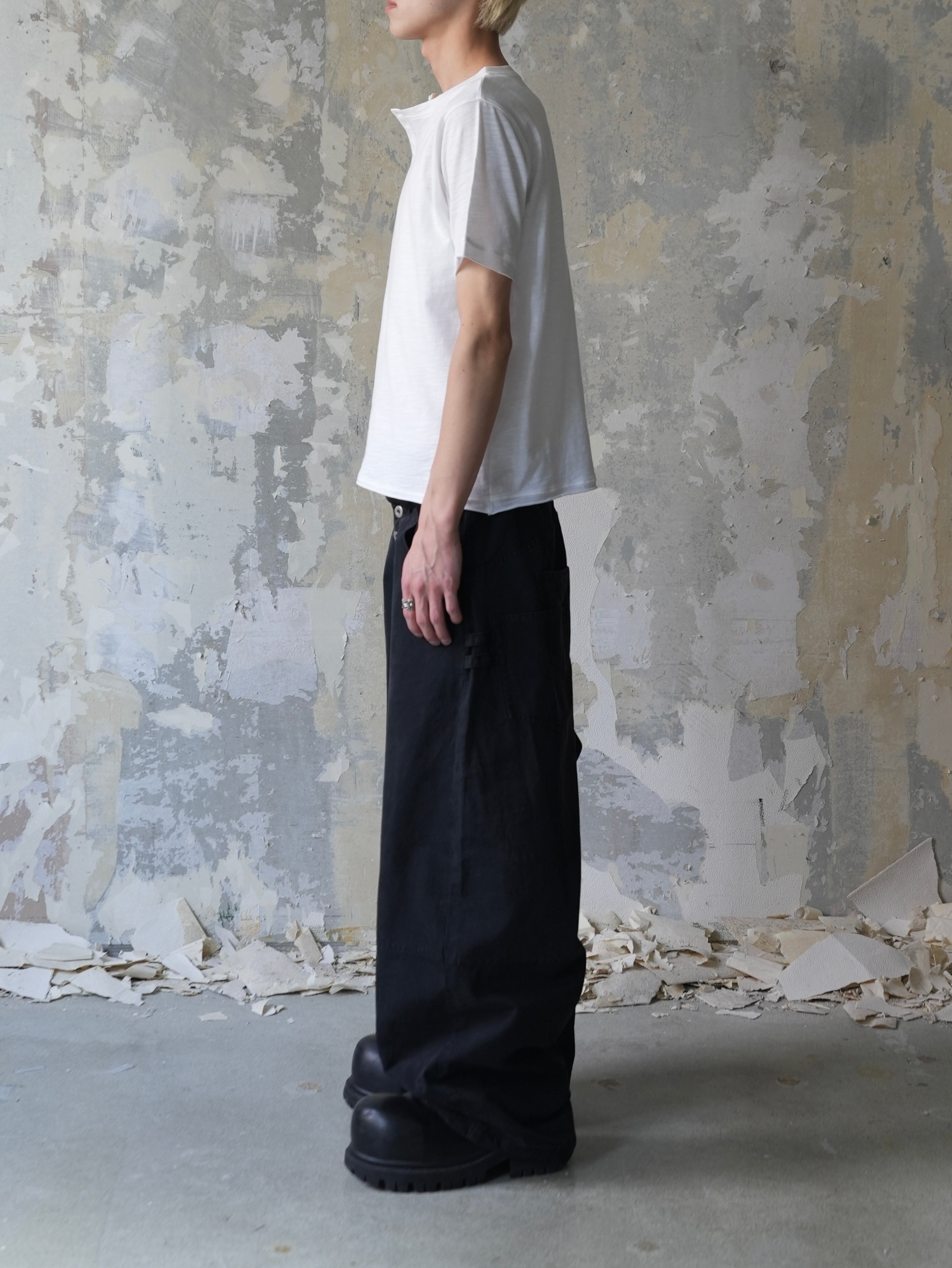 7月下旬発売予定【Lee fi Ne】Offset Henley Tee