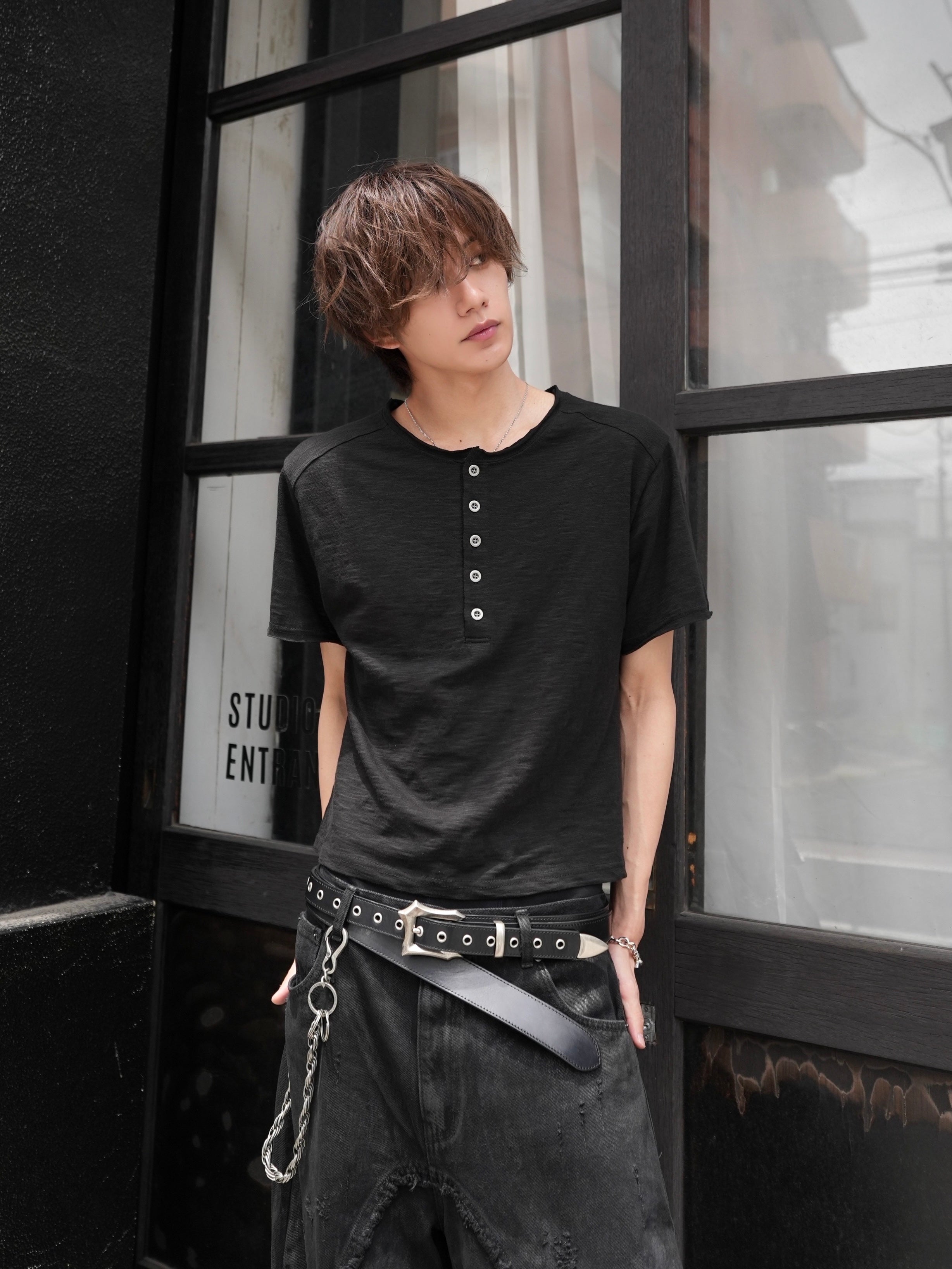 【CHIKASHITSU PLUS HIGH】Steel button short sleeve henley tee (2color)