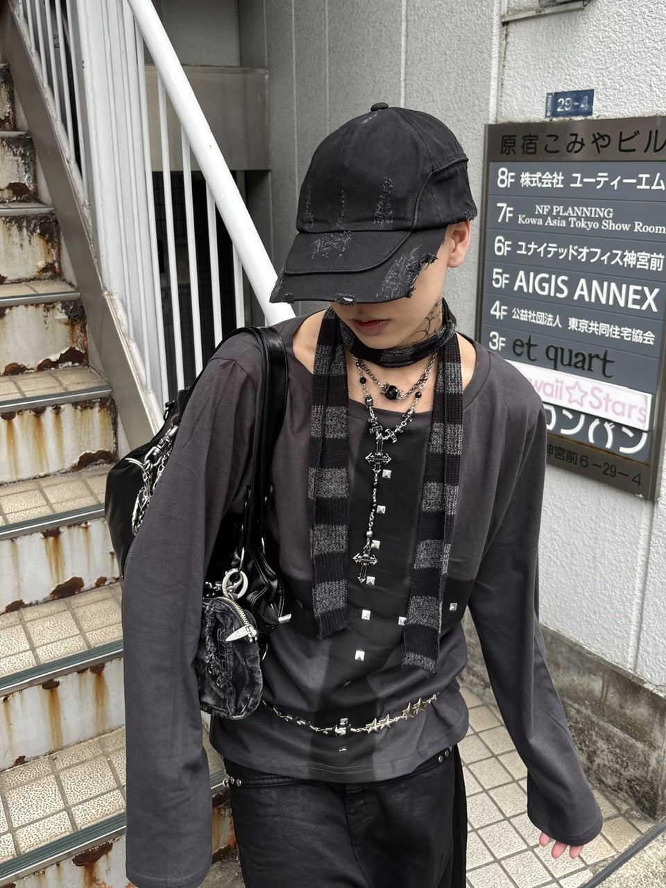 受注制【Never mind the XU】cross print long sleeve (2color)