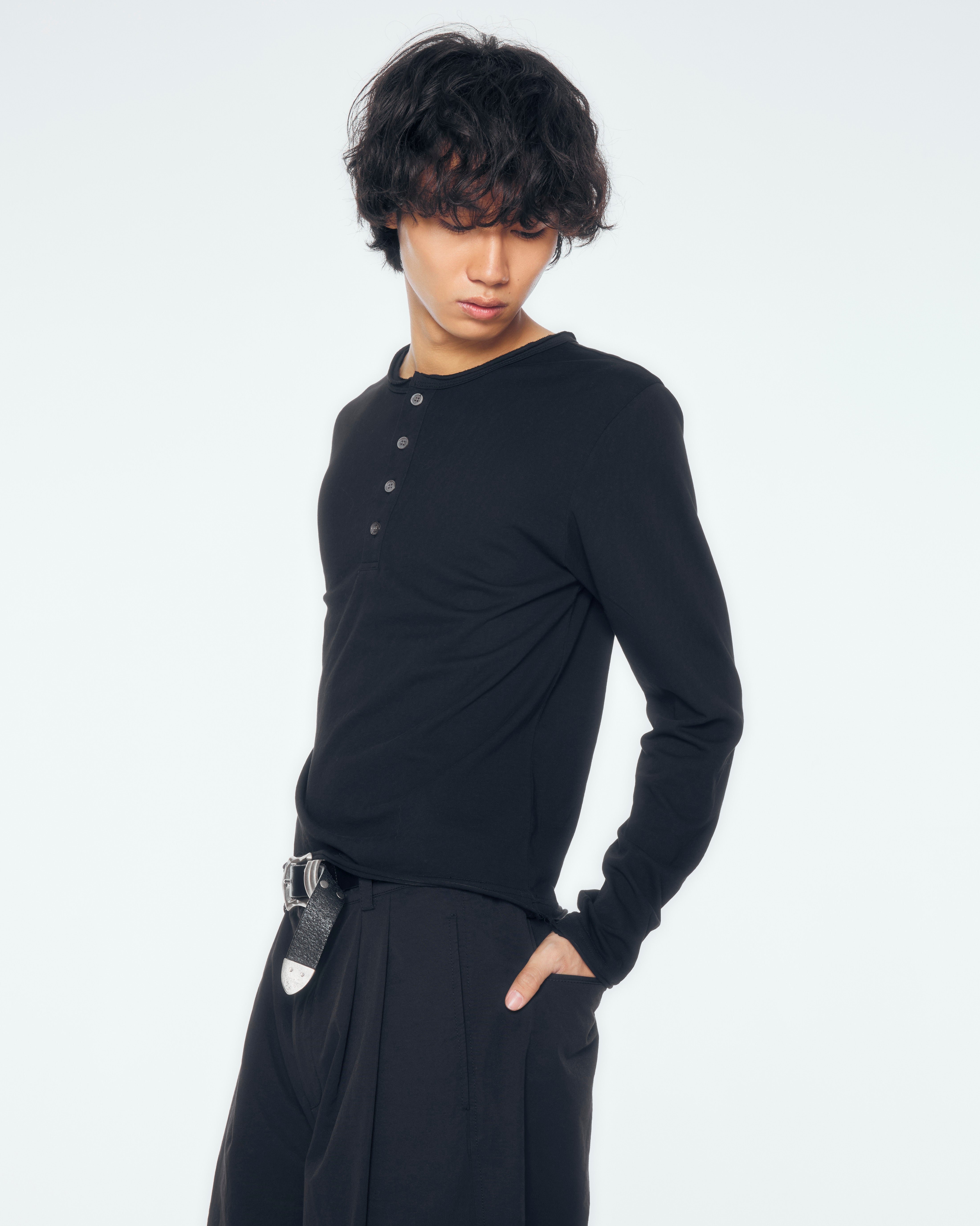 【CS】cut off henry neck tee