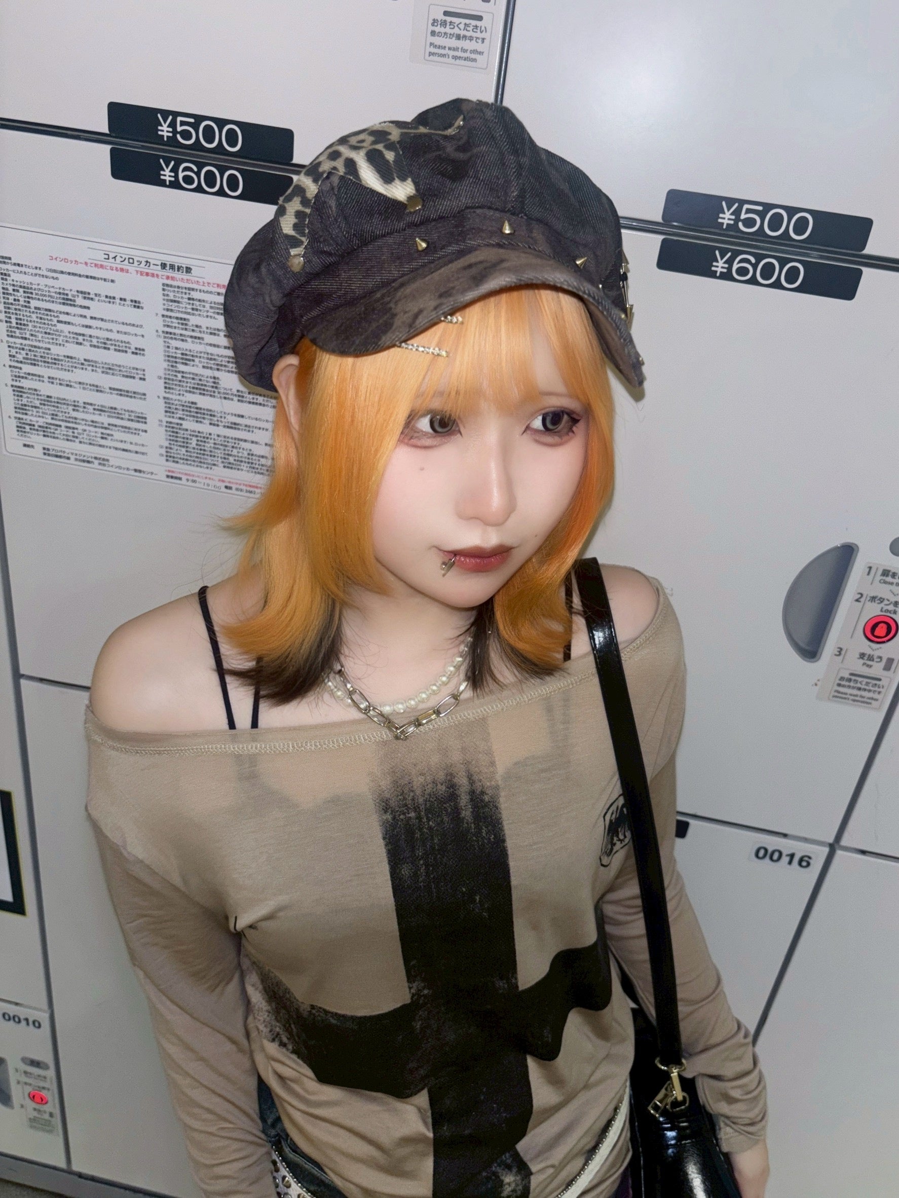 国際配送【BABY09】 leopard star casquete