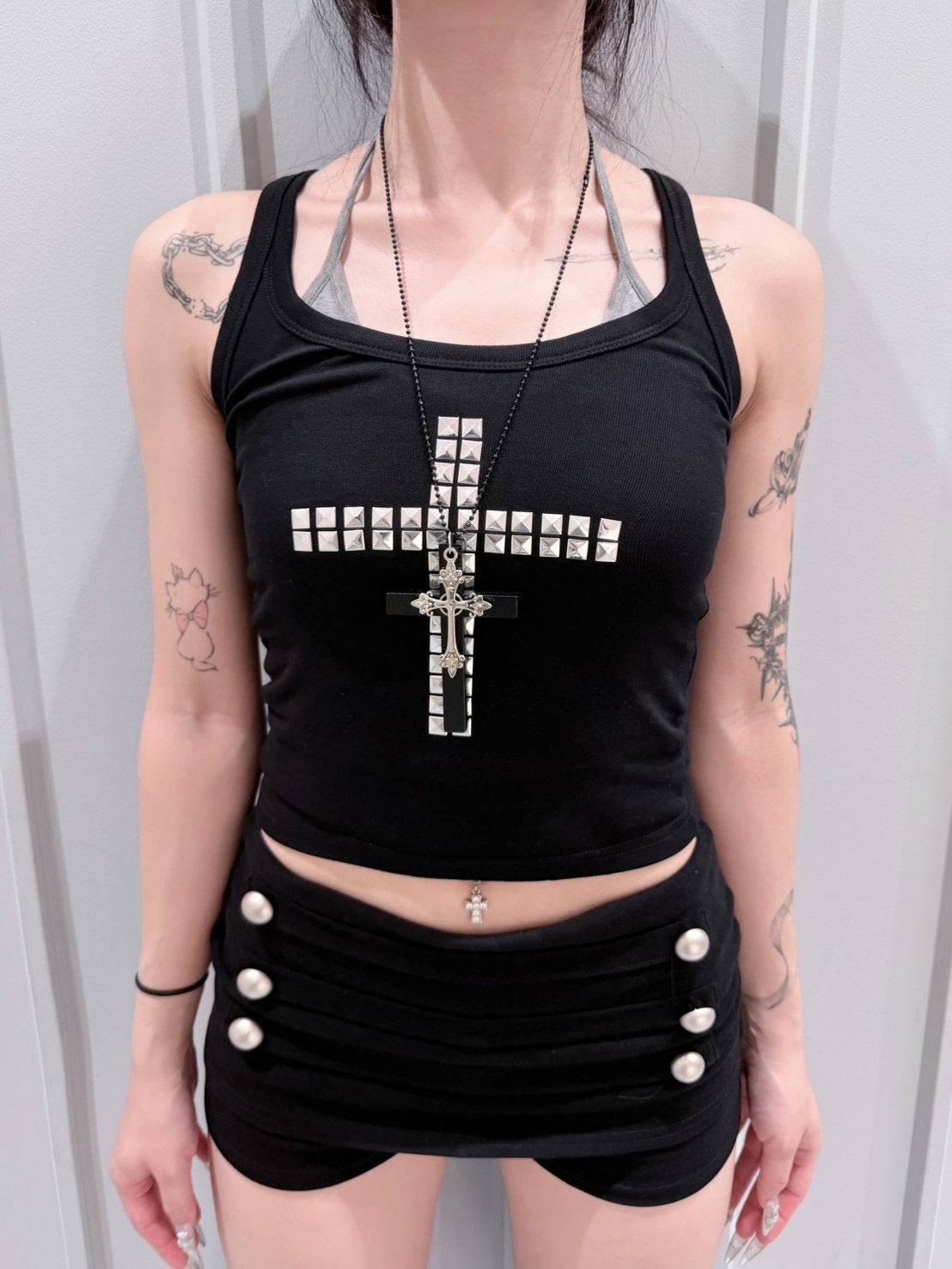 7/10 20:00発売 受注制【nmtc+】Cross Studded Slim Tank top (2color)