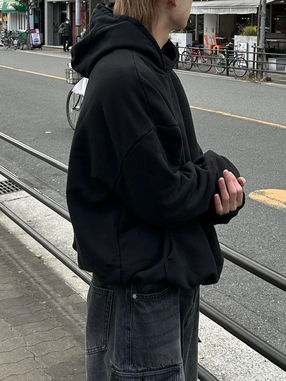 大阪店WEB限定【Chikashitsu +】damage arm warmer hoodie (3color)