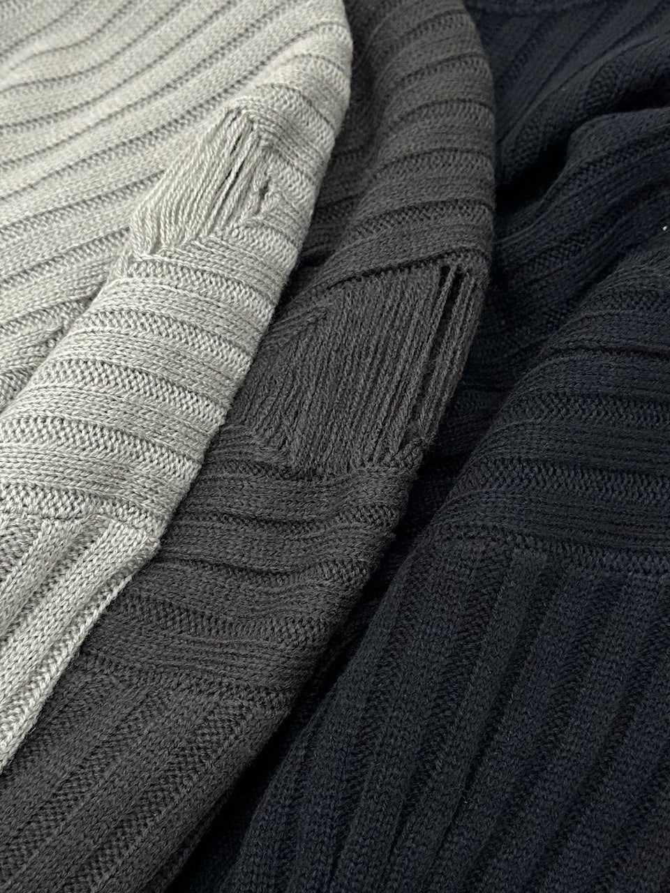 大阪店WEB限定【Chikashitsu +】overfit damage knit (3color)