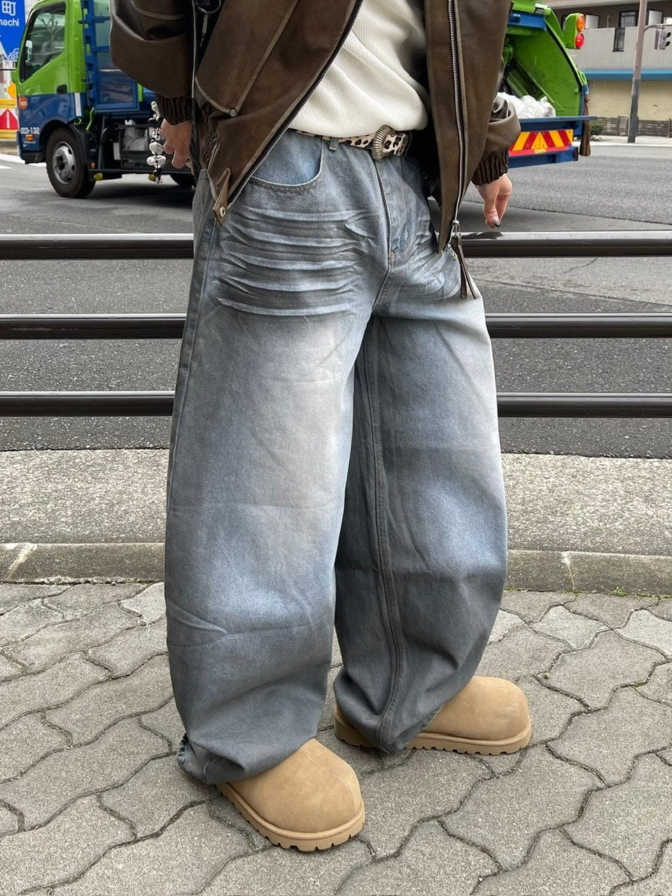 受注制【Chikashitsu +】volume toe suede mule (2color)