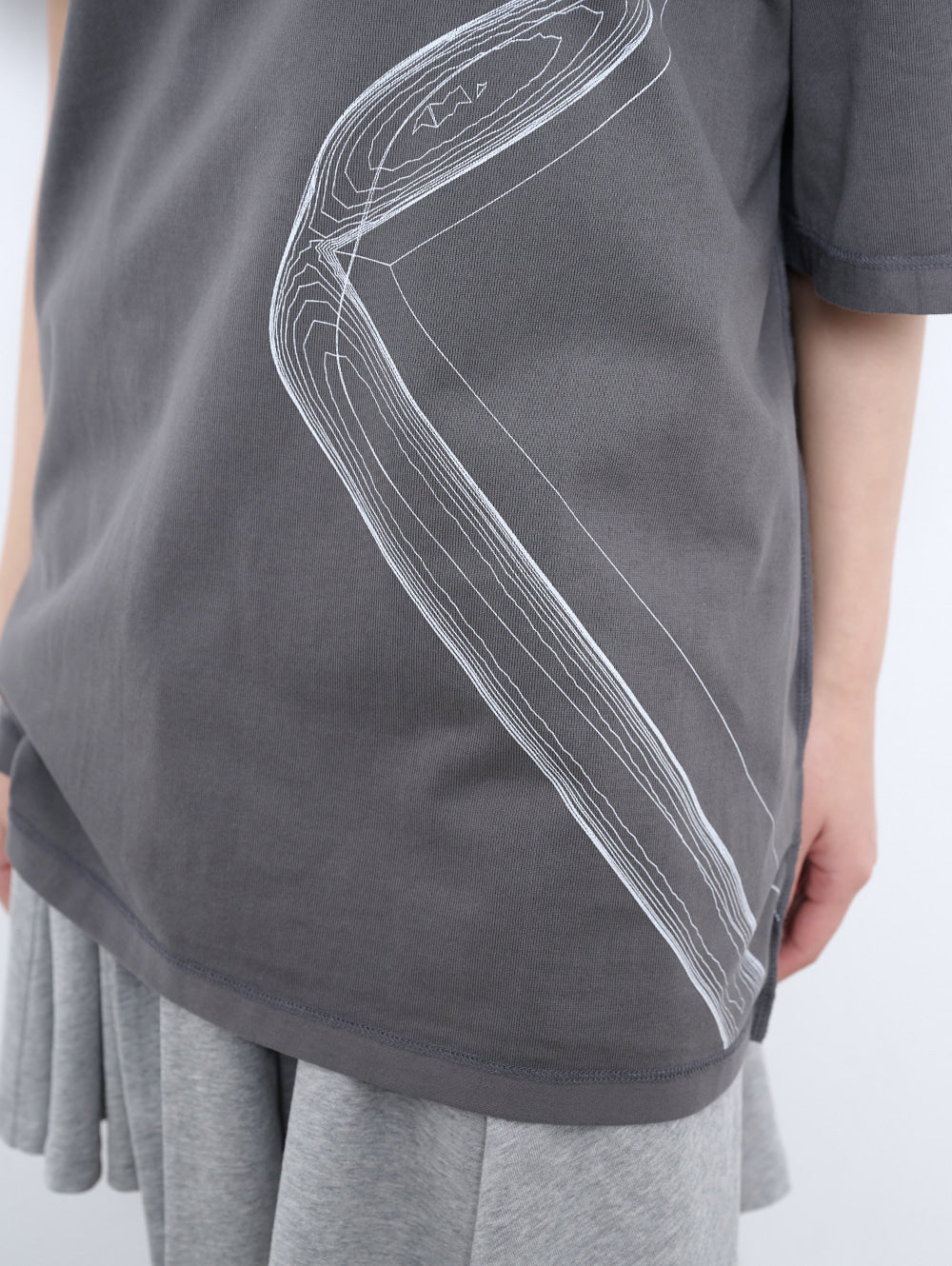 6/8 21:00発売【TUOMIO】DAMAGED T-SHIRTS