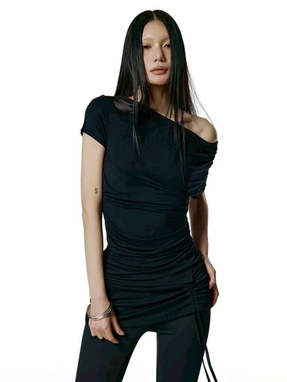 【ROCK CAKE】Drape Essential Top