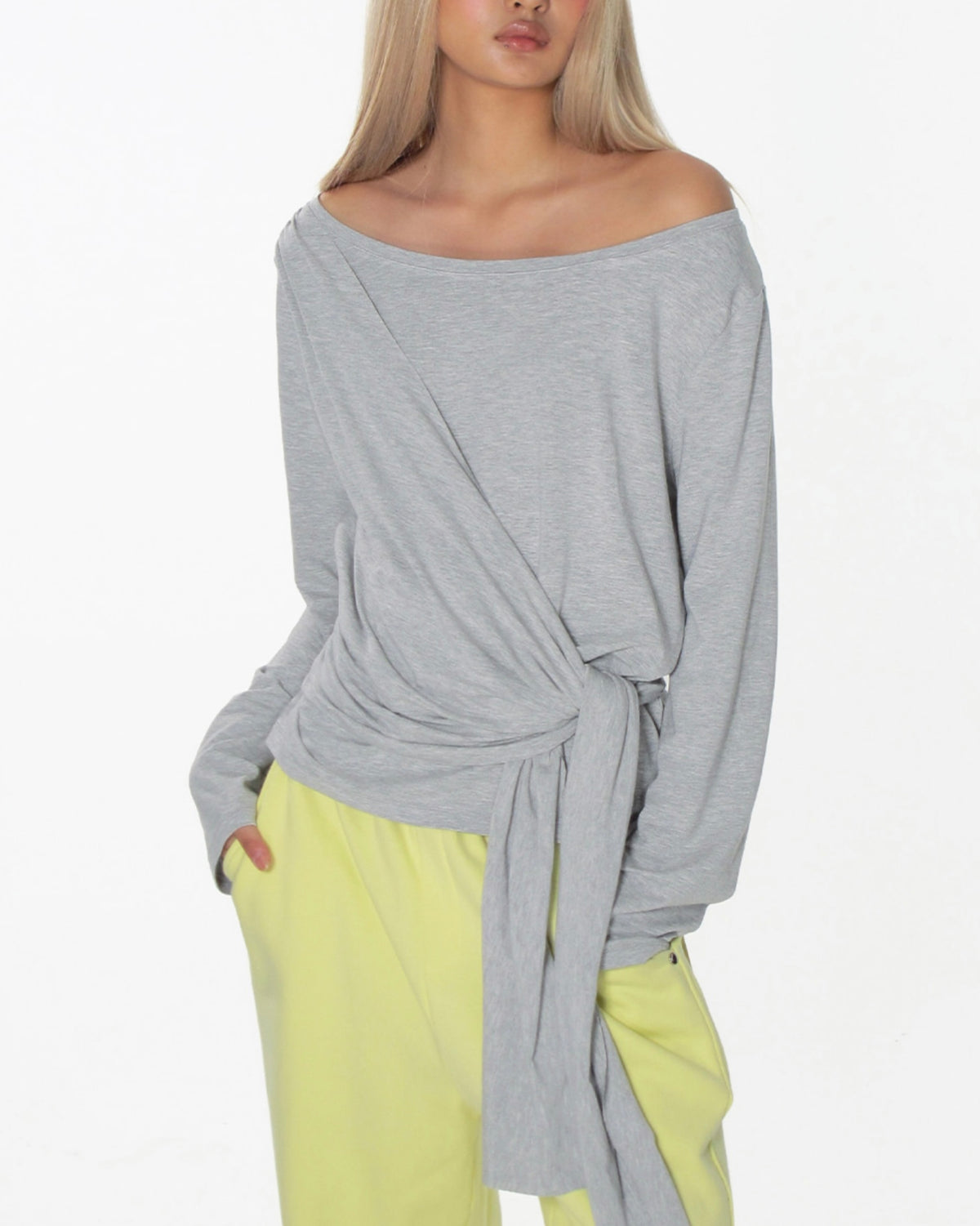 【CRANK】TIED OFF-SHOULDER TOP