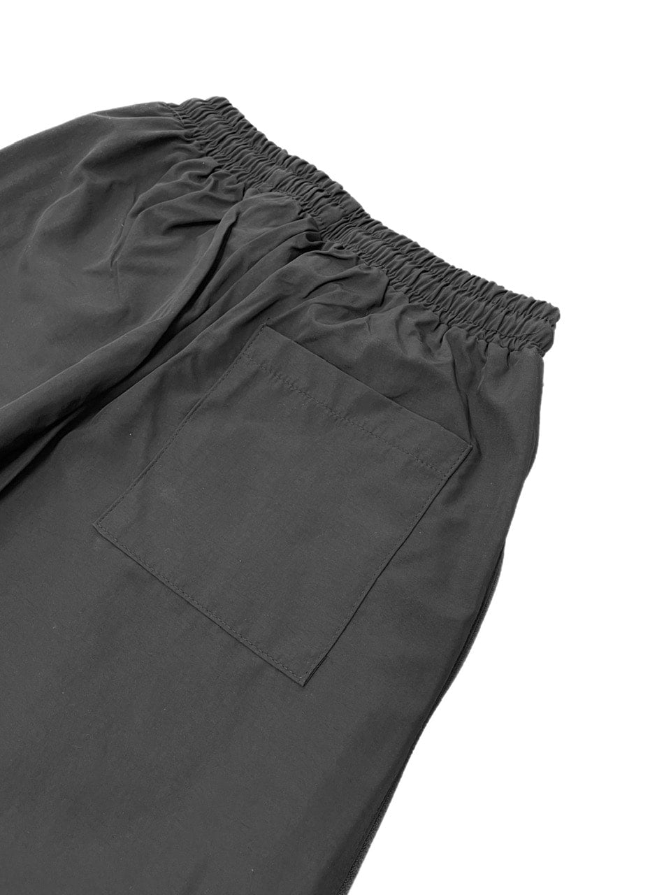 受注制【Chikashitsu +】side zip wide nylon pants (3color)