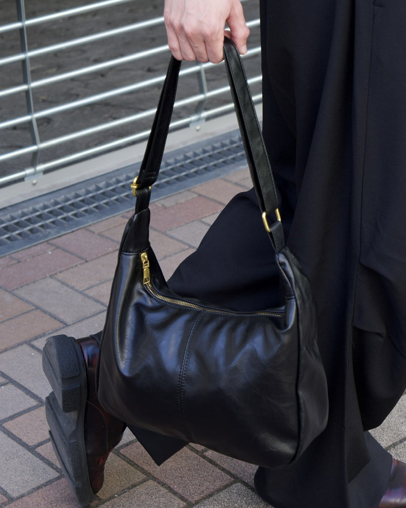 東京店WEB限定受注制【Chikashitsu +】vegan leather cross bag (2color)
