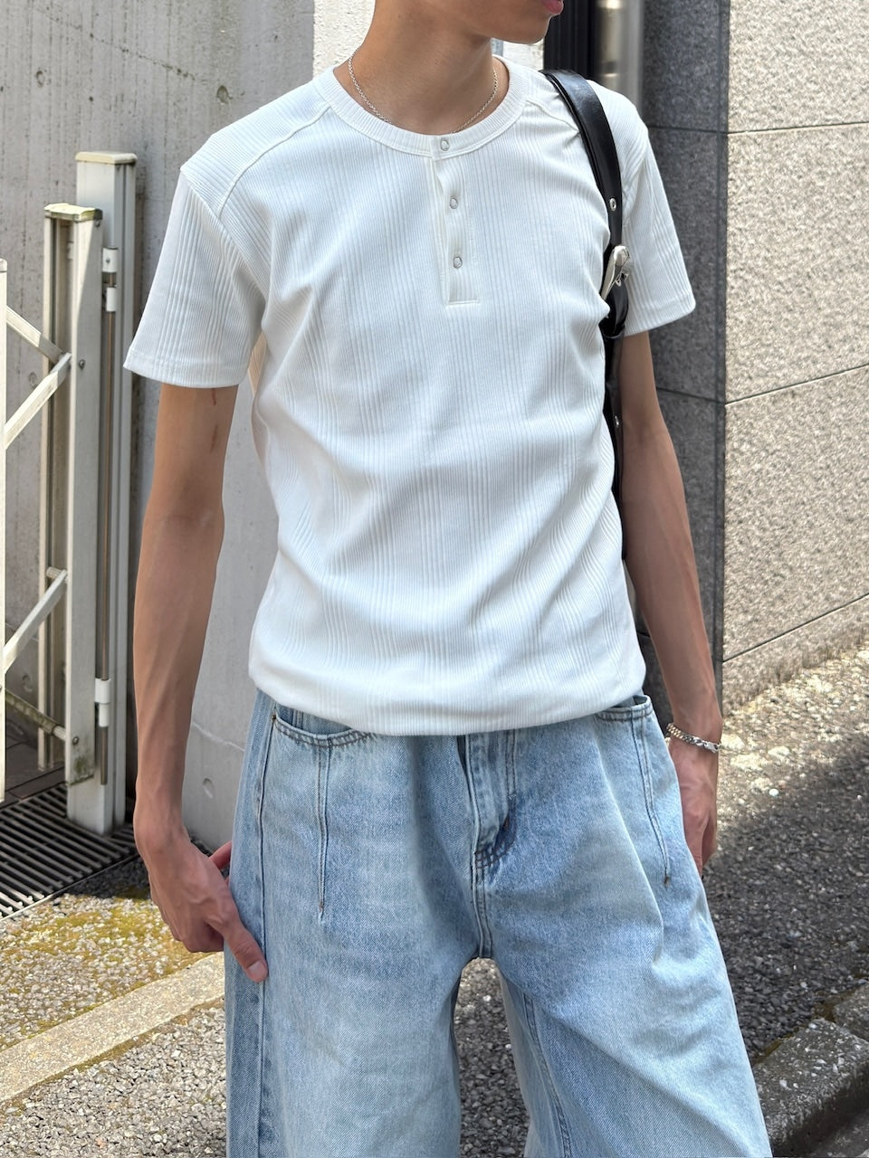 【Chikashitsu +】henry neck half sleeve tee (3color) / 【チカシツプラス】ヘンリーネック半袖Tシャツ