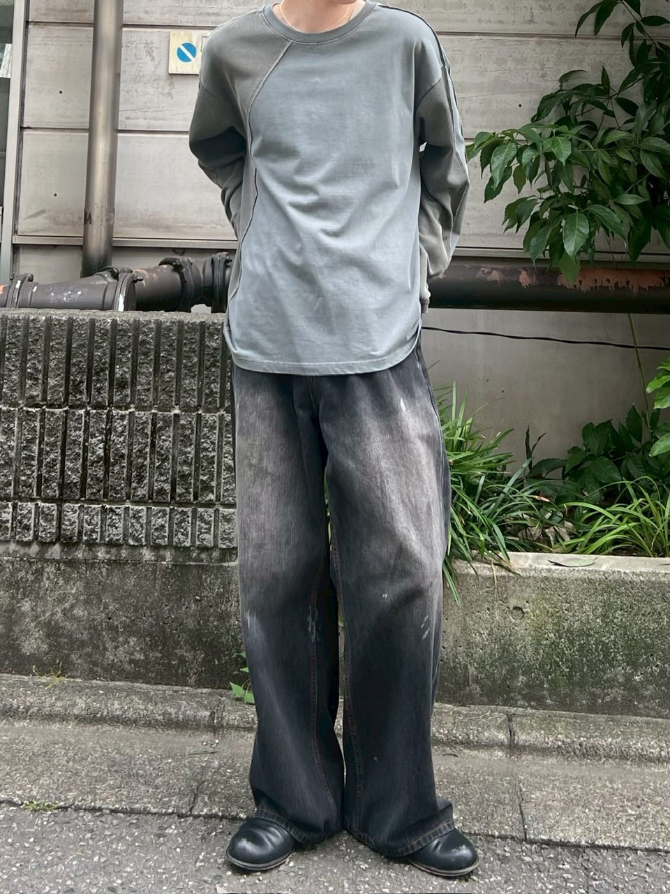 【Chikashitsu +】dirty wash semi wide denim (2color) / 【チカシツプラス】ダーティーウォッシングセミワイドデニムパンツ