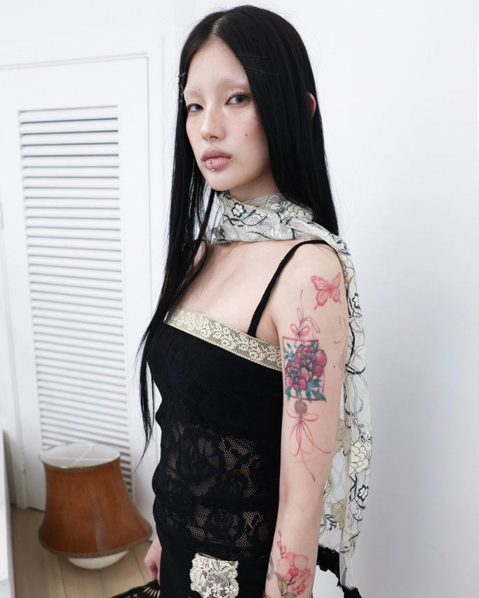 【MIAE】[香] Floral Lace Scarf