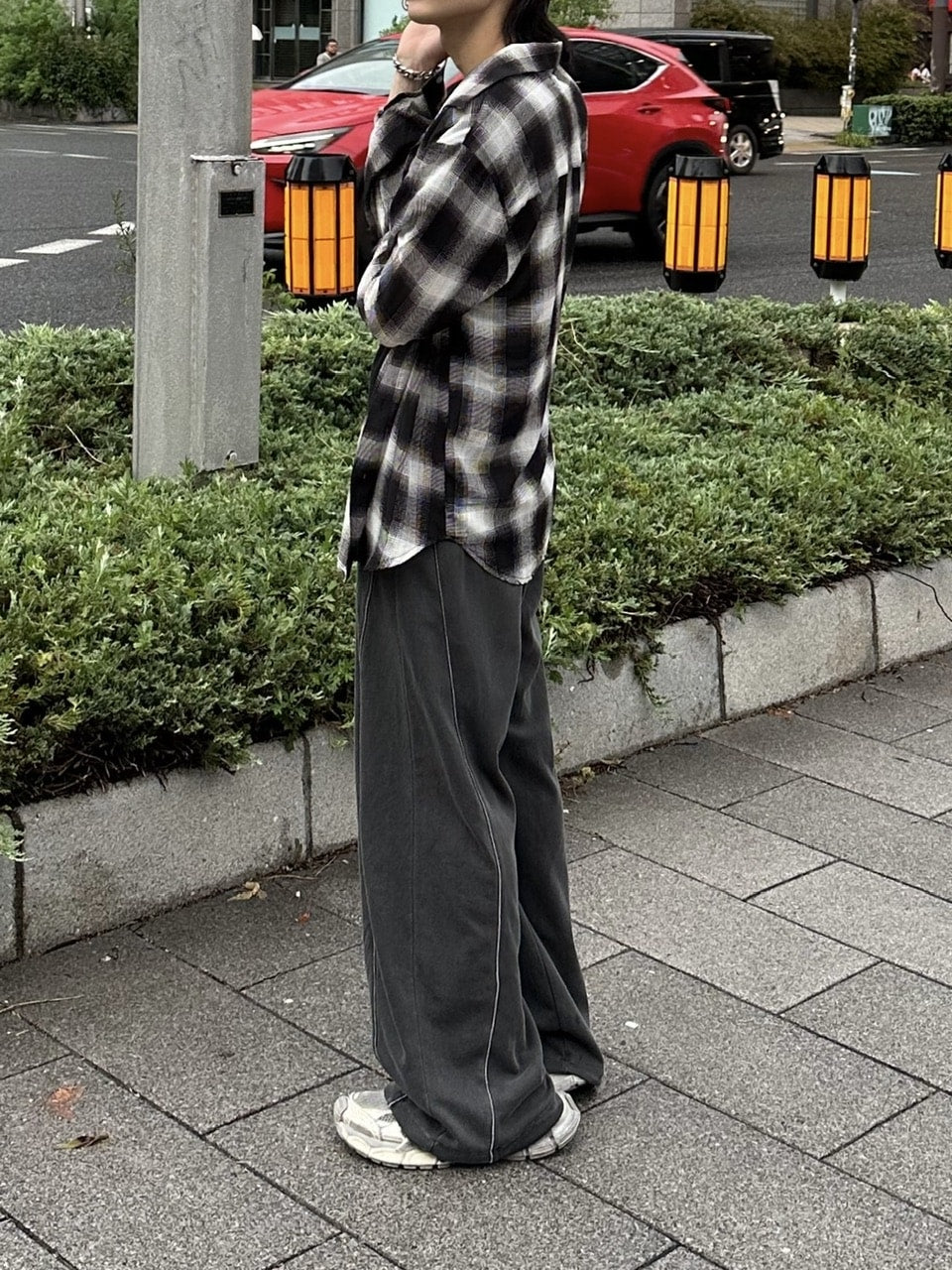 大阪店WEB限定受注制【Chikashitsu +】pigment piping wide sweat pants (2color)