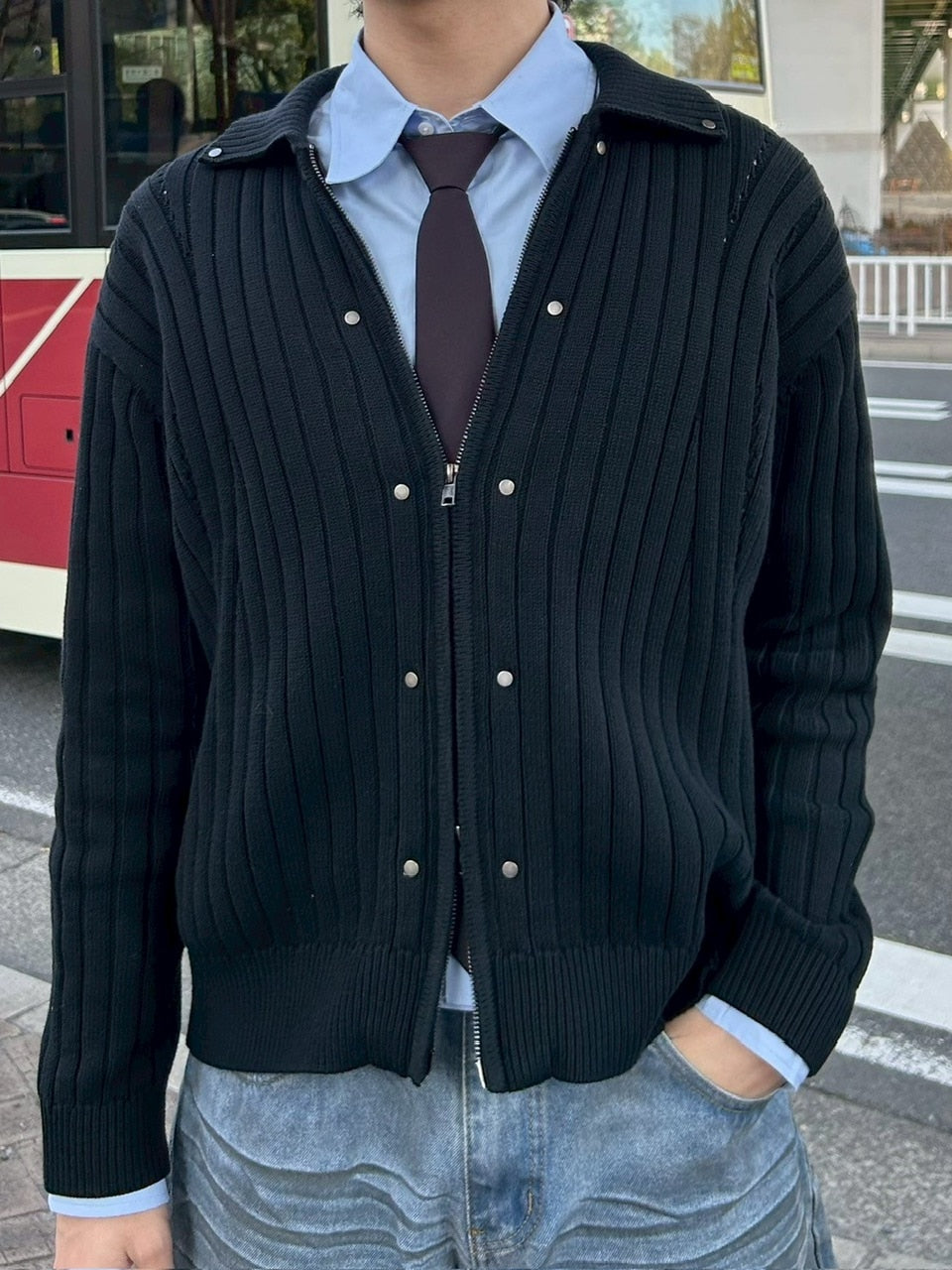 【Chikashitsu +】rivet zip up knit (2color)