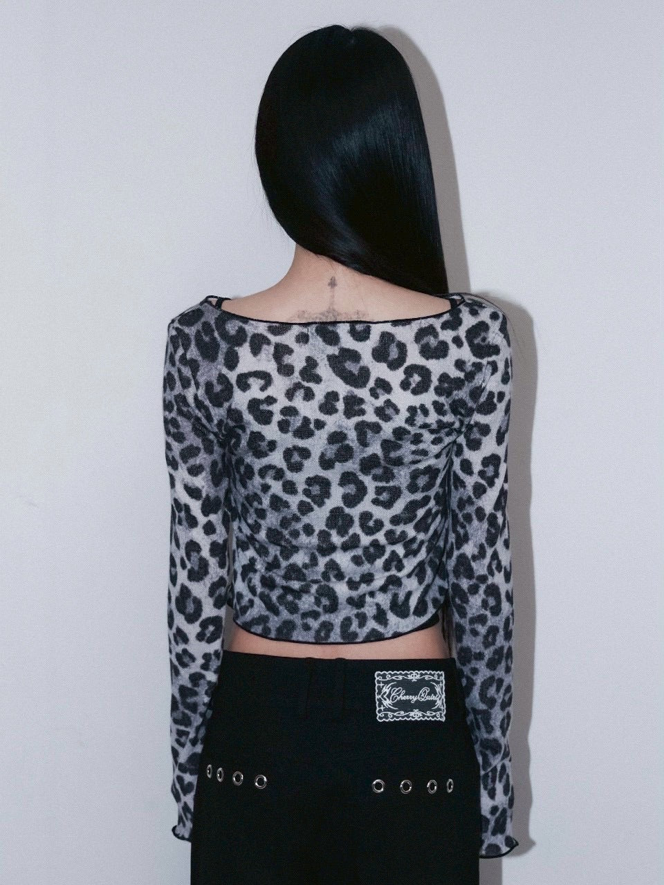 1/2 20:00発売【CHERRYQUIRI】rough gothic cross patch cd