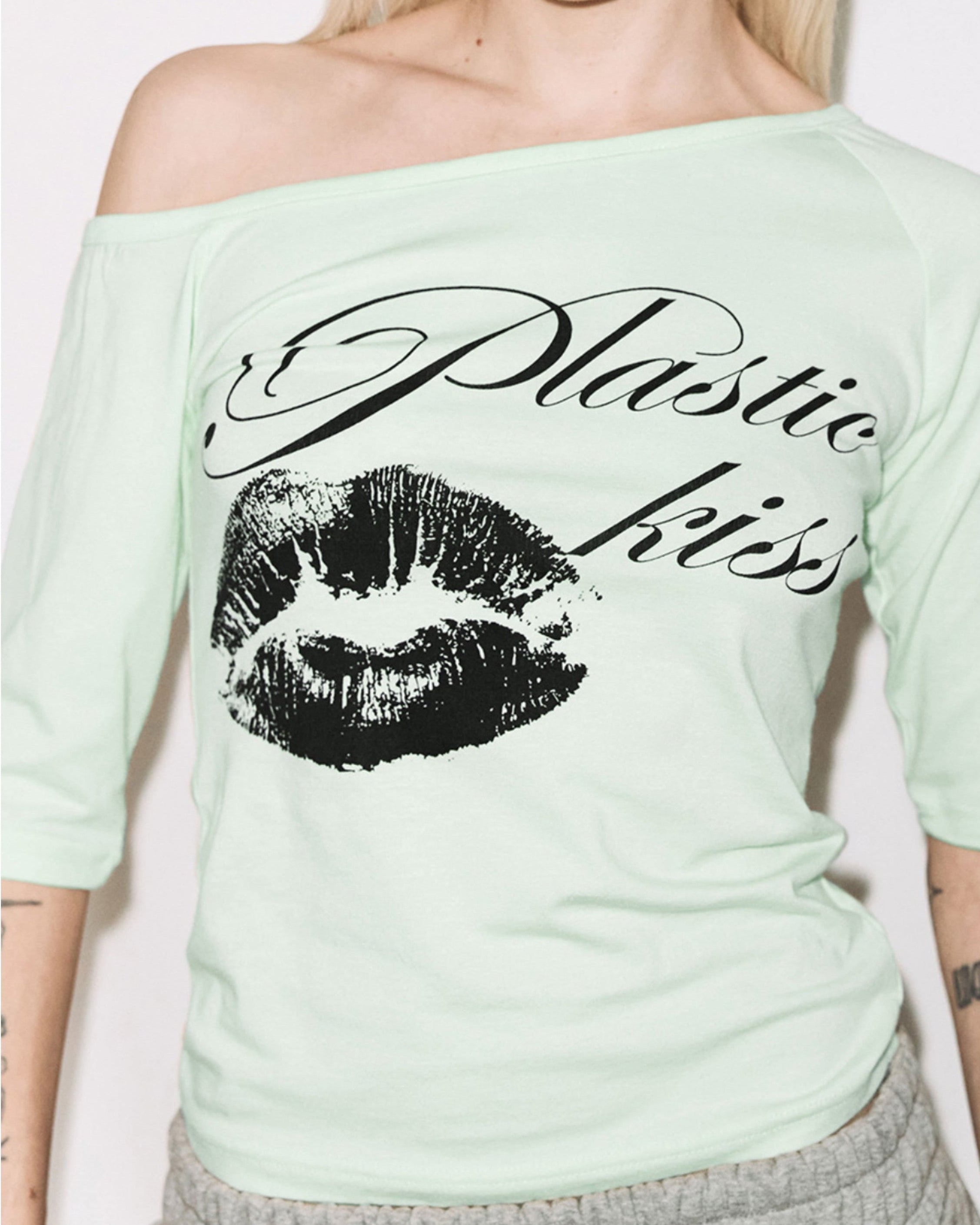 【FANCY CLUB】PLASTIC KISS ONE-SHOULDER TOP
