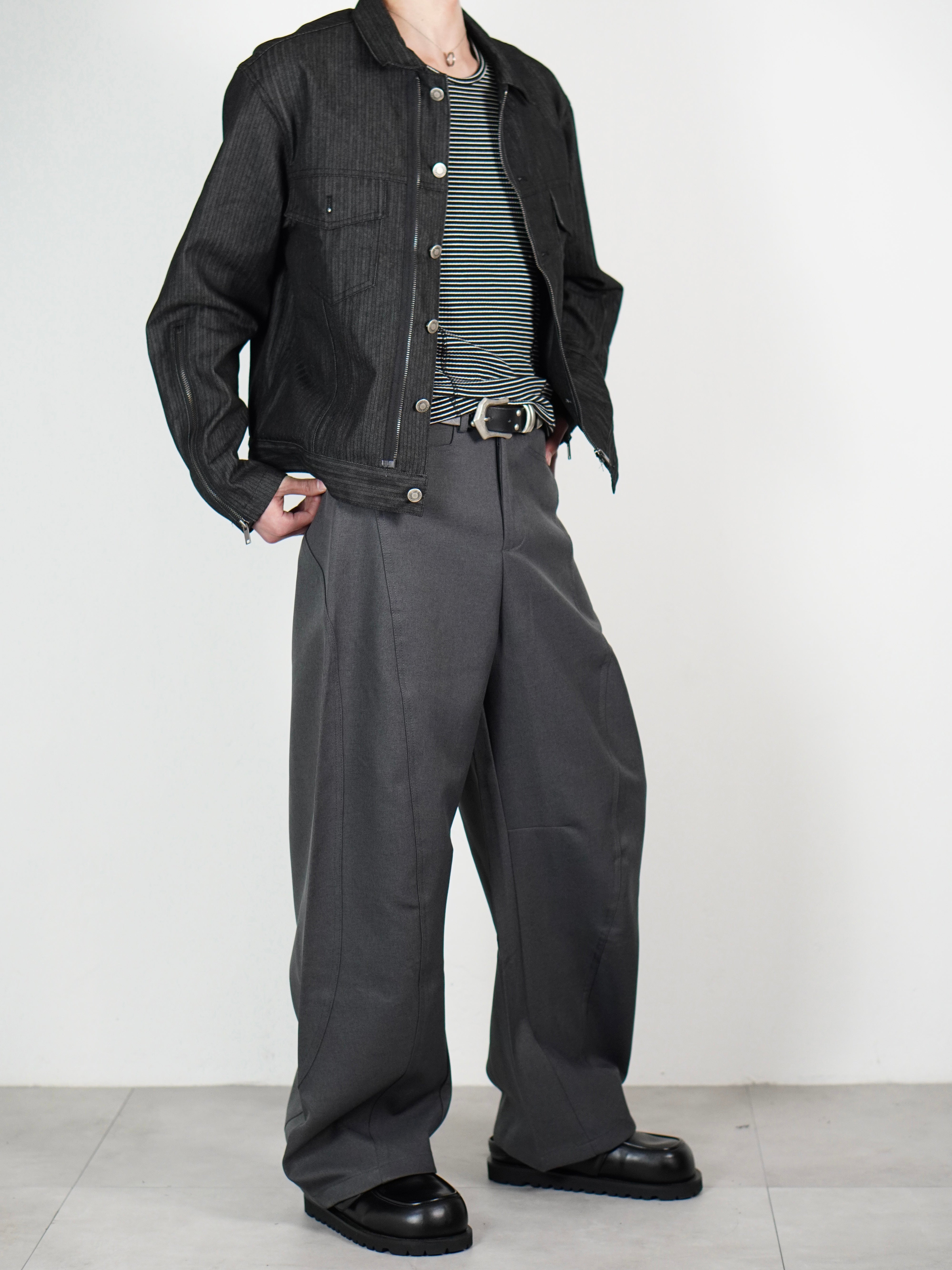 受注制【Chikashitsu +】Curve line wide pants (3color)