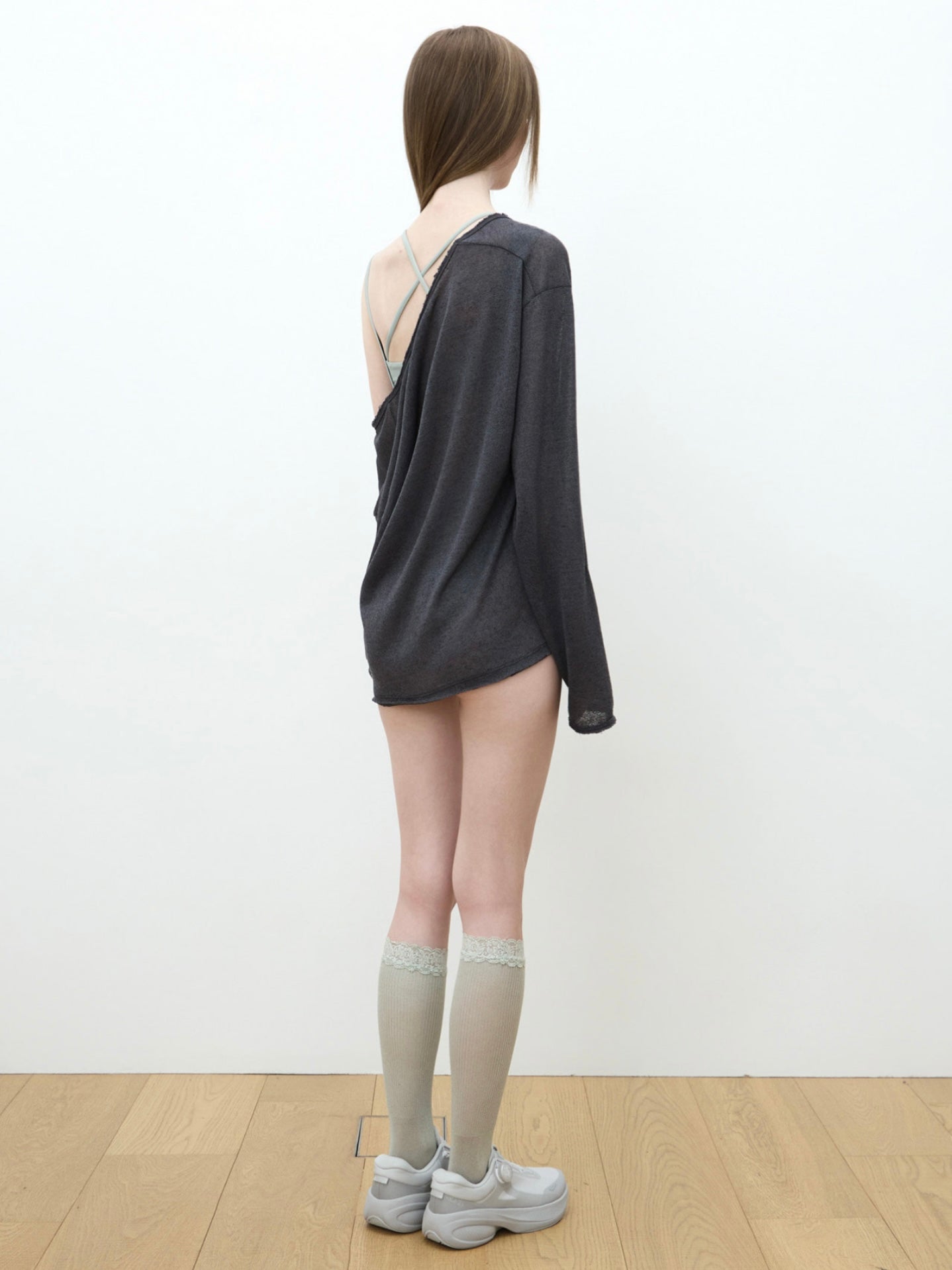 【OJOS】Raw Cut U-Neck Knit Top