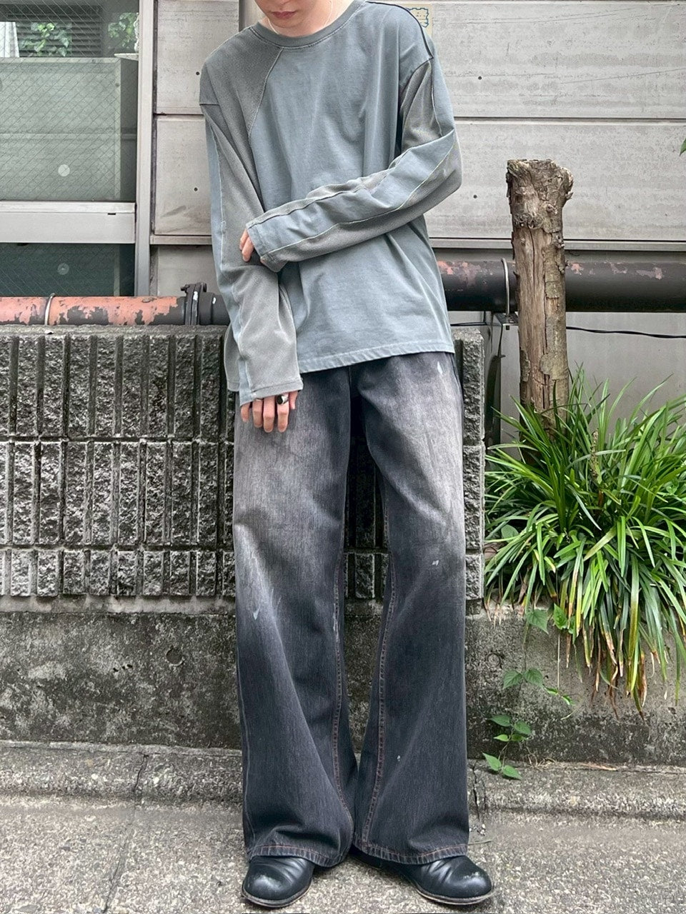 【Chikashitsu +】dirty wash semi wide denim (2color) / 【チカシツプラス】ダーティーウォッシングセミワイドデニムパンツ