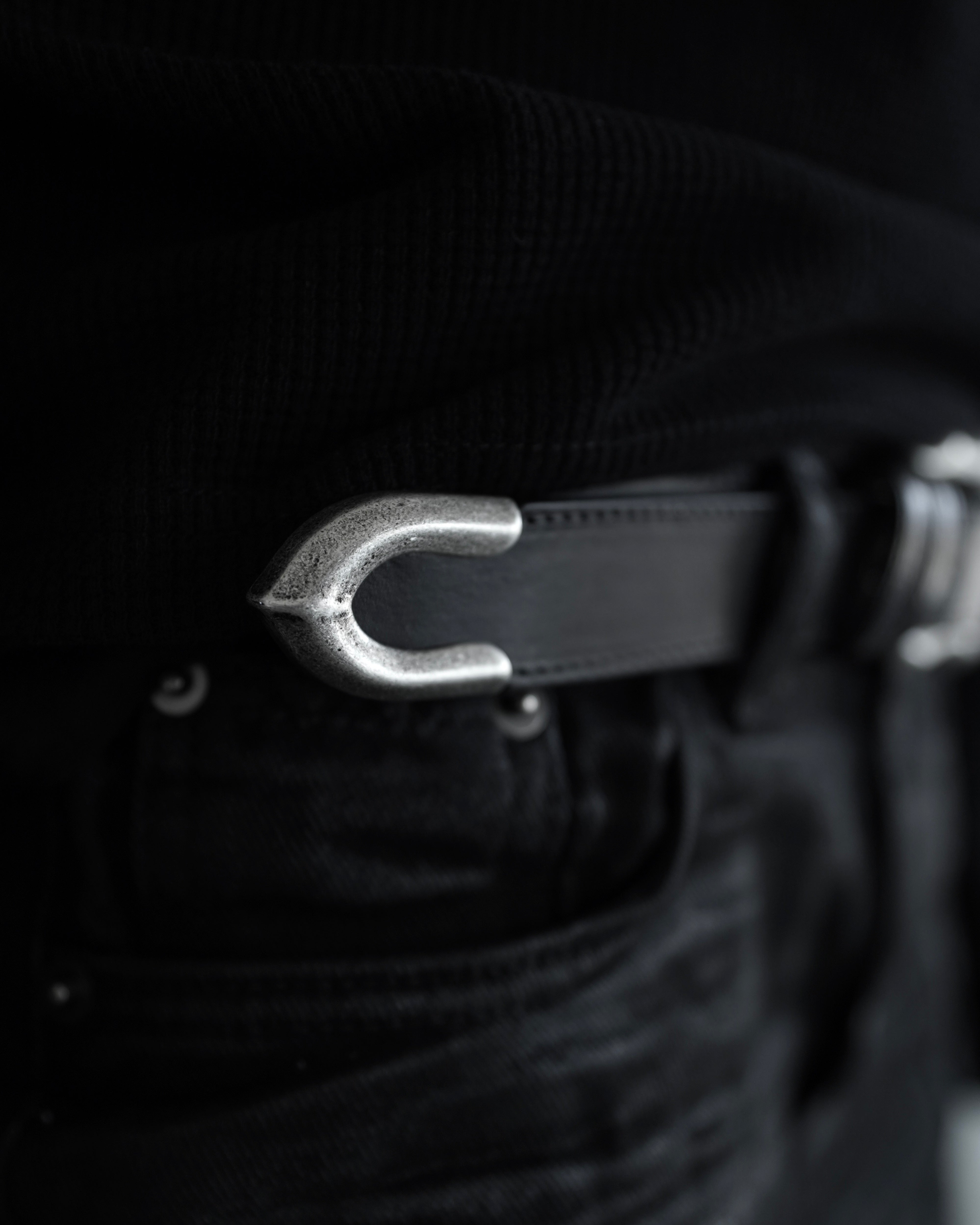 【CHIKASHITSU PLUS HIGH】Gothic leather buckle belt