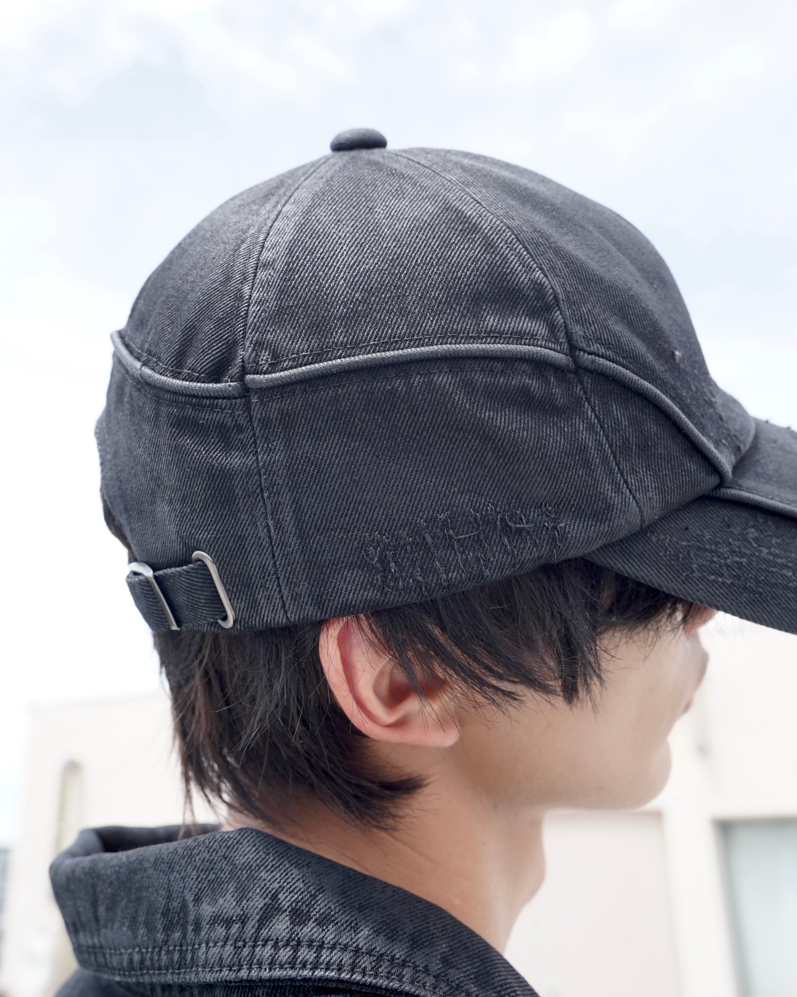 【CHIKASHITSU PLUS HIGH】Arch washed denim cap (coating)