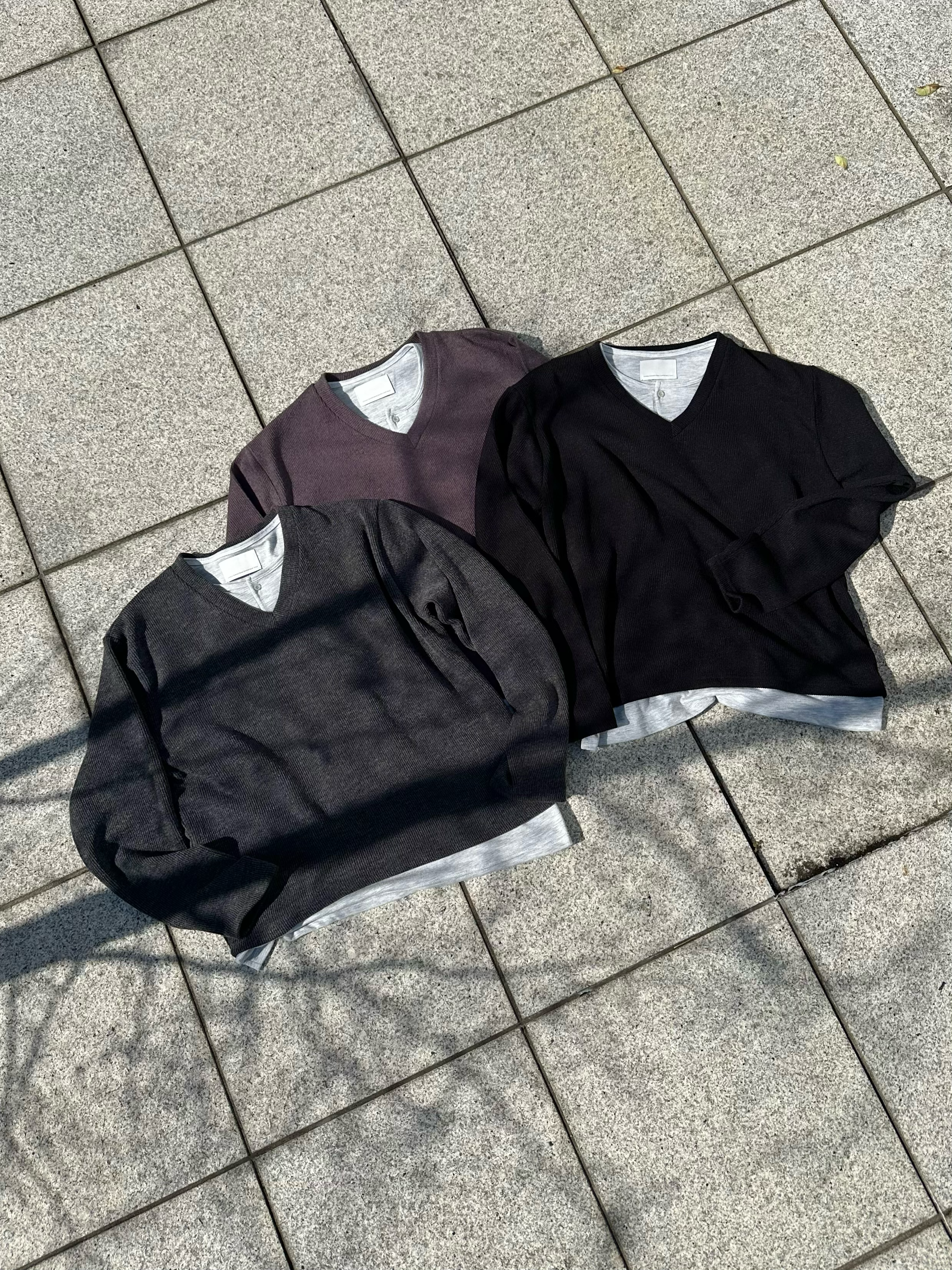 大阪店WEB限定受注制【Chikashitsu +】layered v-neck knit (3color)