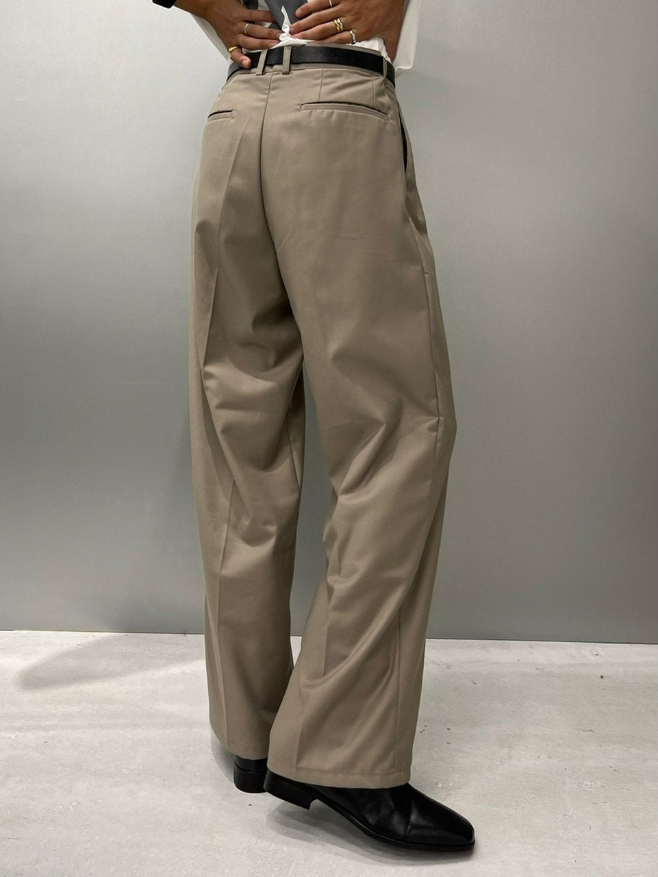 【Chikashitsu +】set up straight slacks (4color)