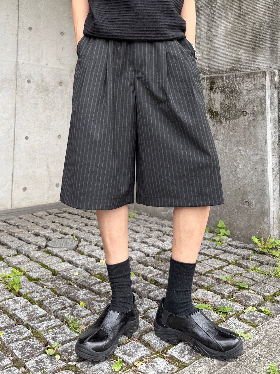 東京店WEB限定受注制【Chikashitsu +】stripe bermuda pants (2color)