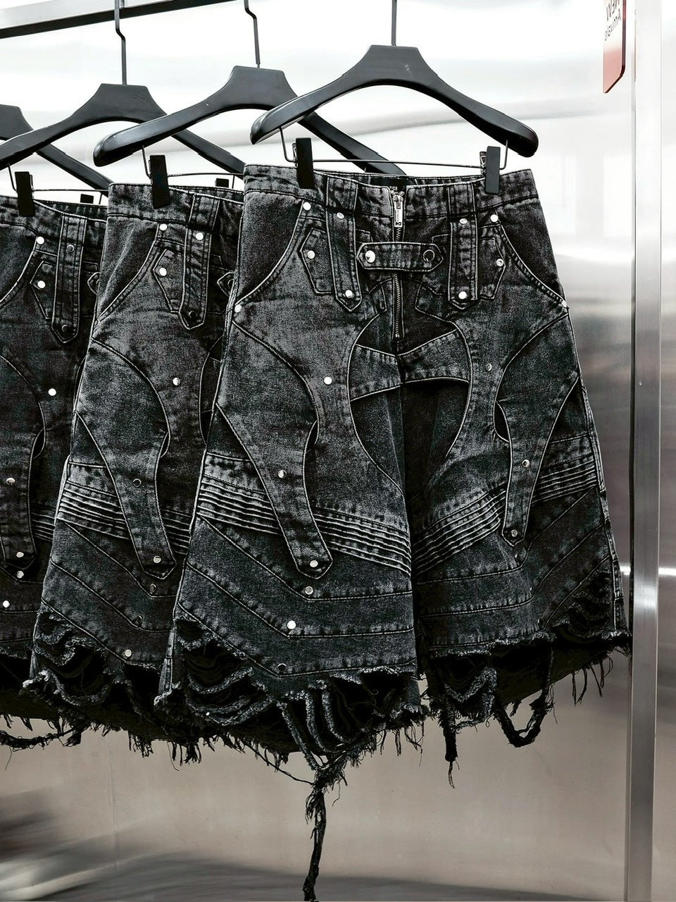 1/2 20:00再販【RICH】Knight Wide Waxed Short Pants/ 【リッチ】デザインデニムダメージハーフパンツ