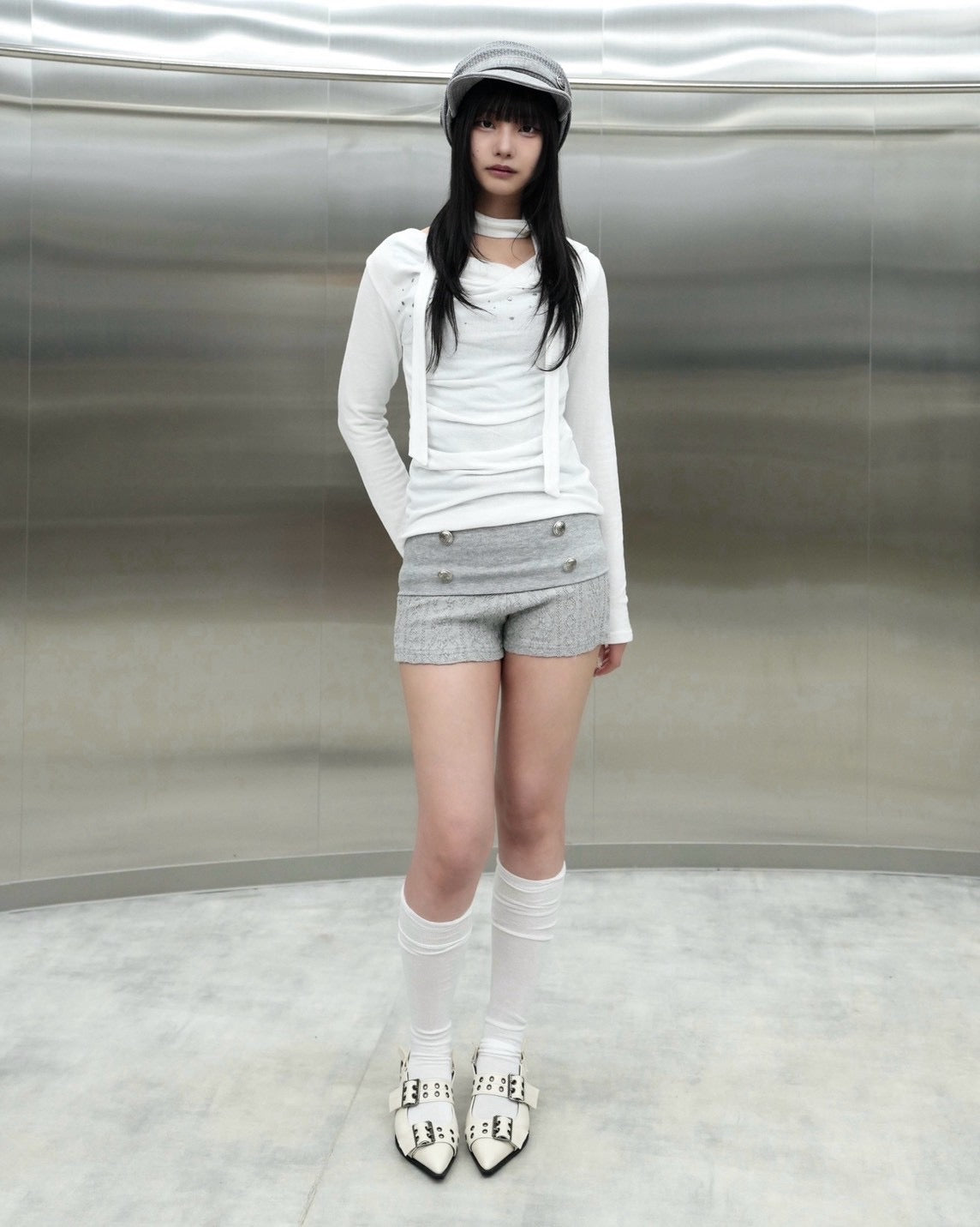 受注制【Never mind the XU】Napoleon lace knit shorts (2color)