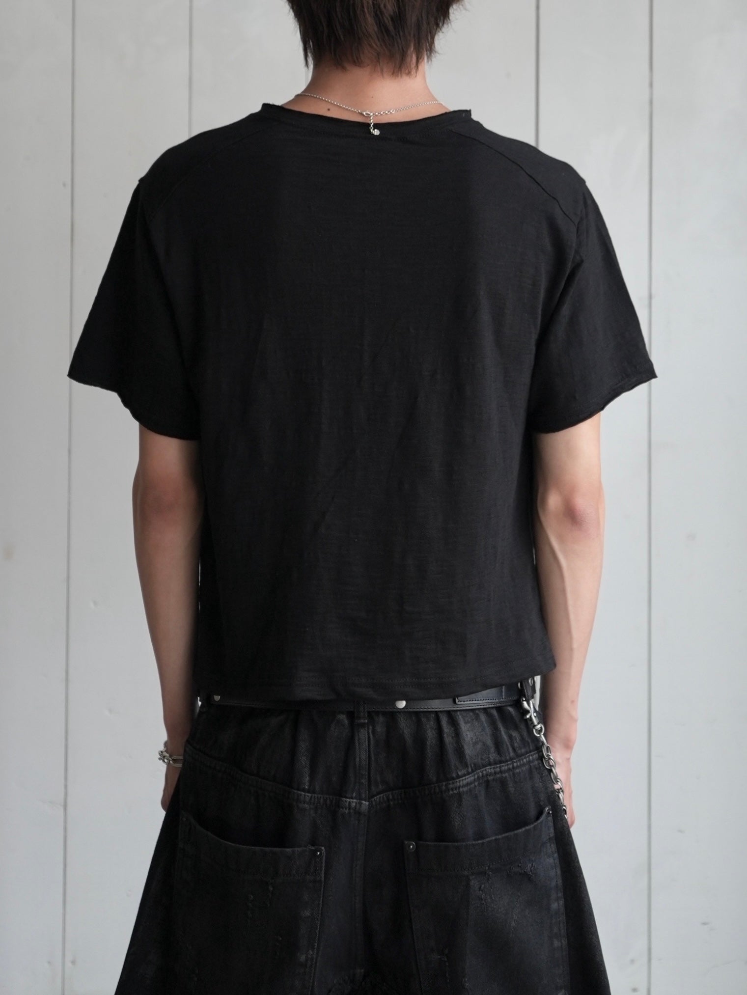 【CHIKASHITSU PLUS HIGH】Steel button short sleeve henley tee (2color)
