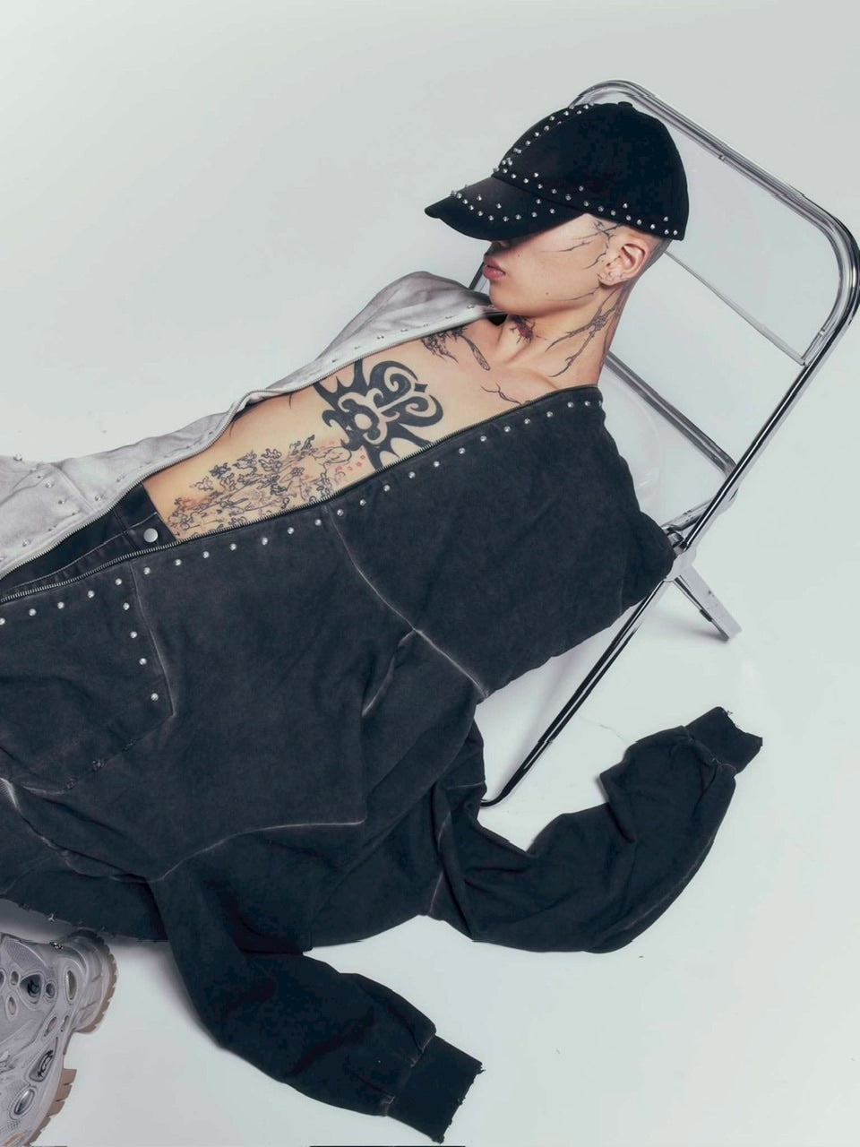 【DIG YOUR OWN GRAVE】FULLZIP STUDDED HOODIE /【ディグユアオウングレイブ】スタッズフルジップアップパーカー