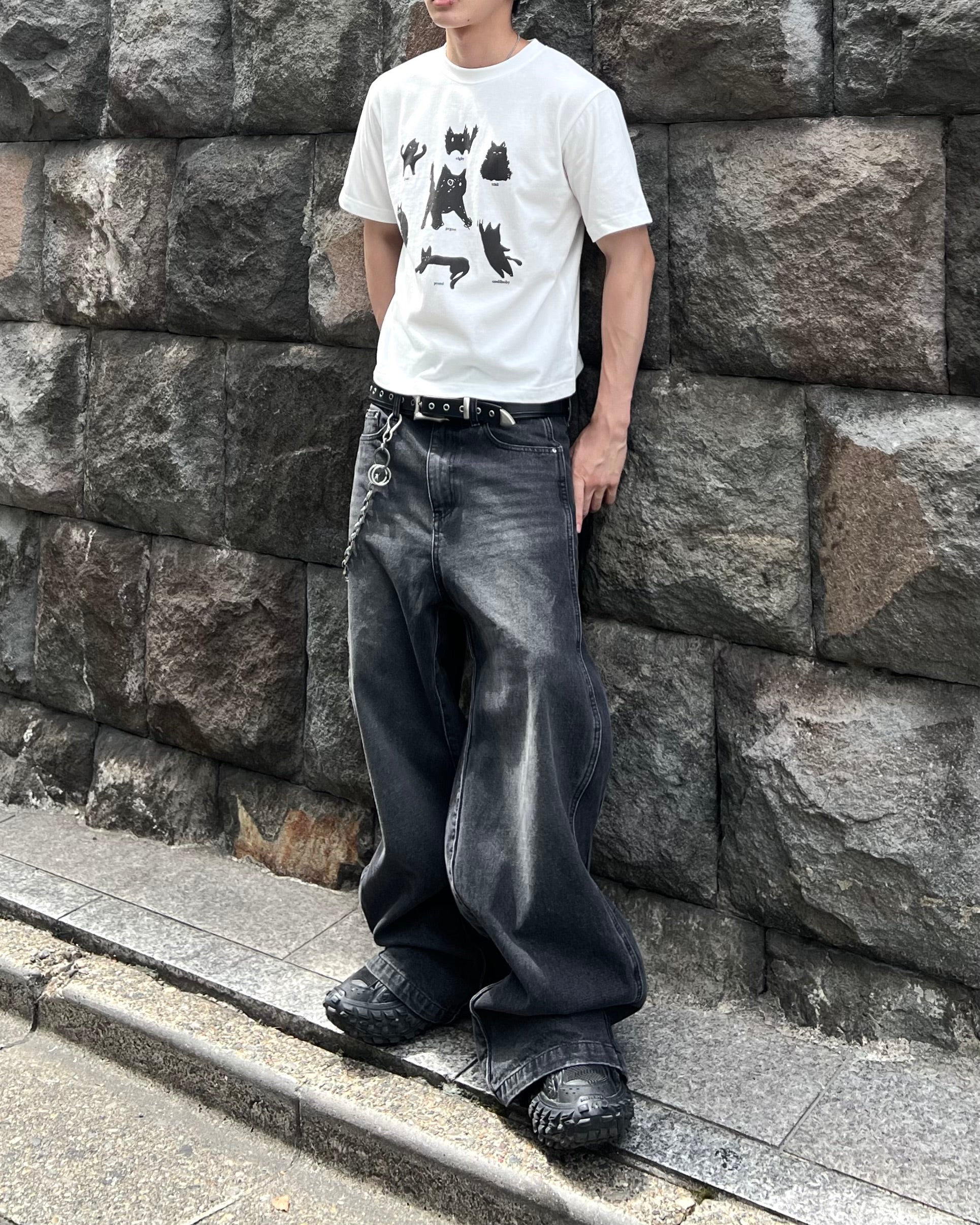 大阪店WEB限定受注制【Chikashitsu +】cat mood graphic t-shirt (2color)