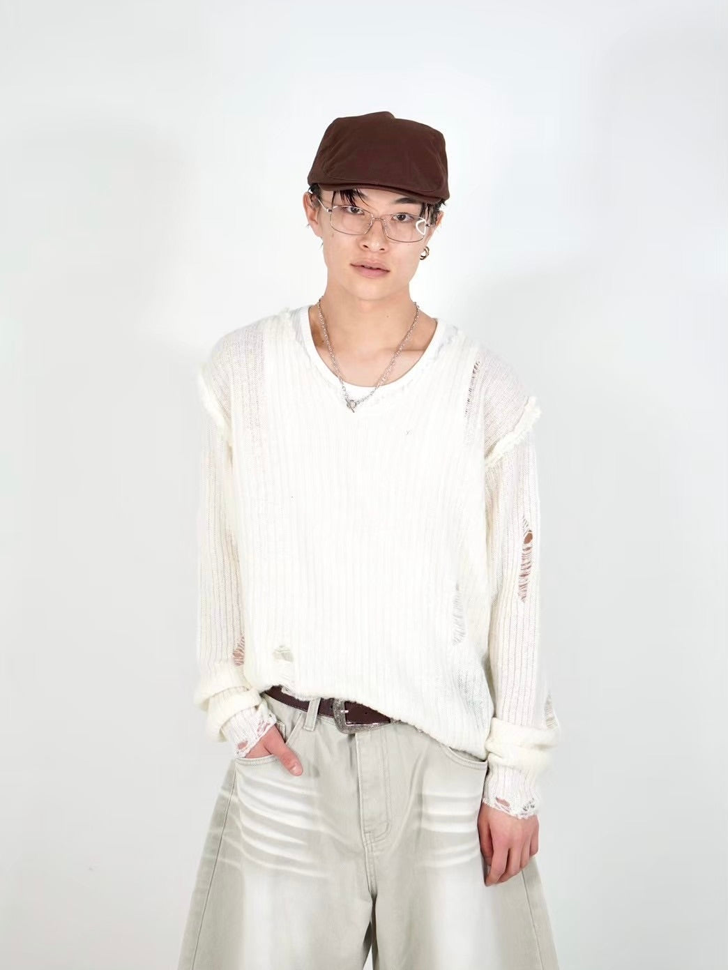 【Chikashitsu +】damage reverse v neck knit (3color)