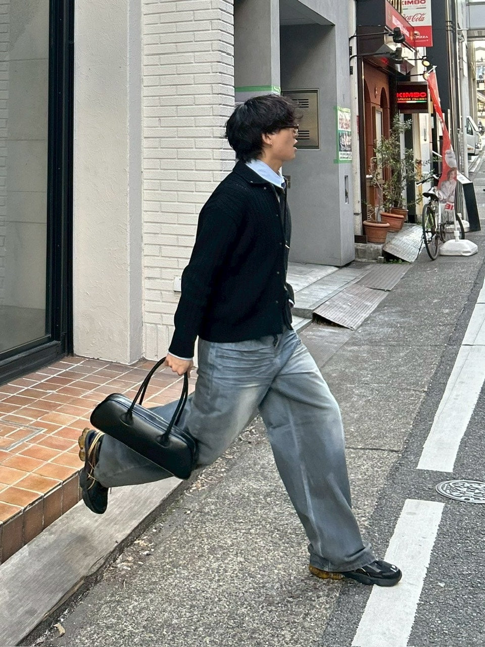 【Chikashitsu +】rivet zip up knit (2color)