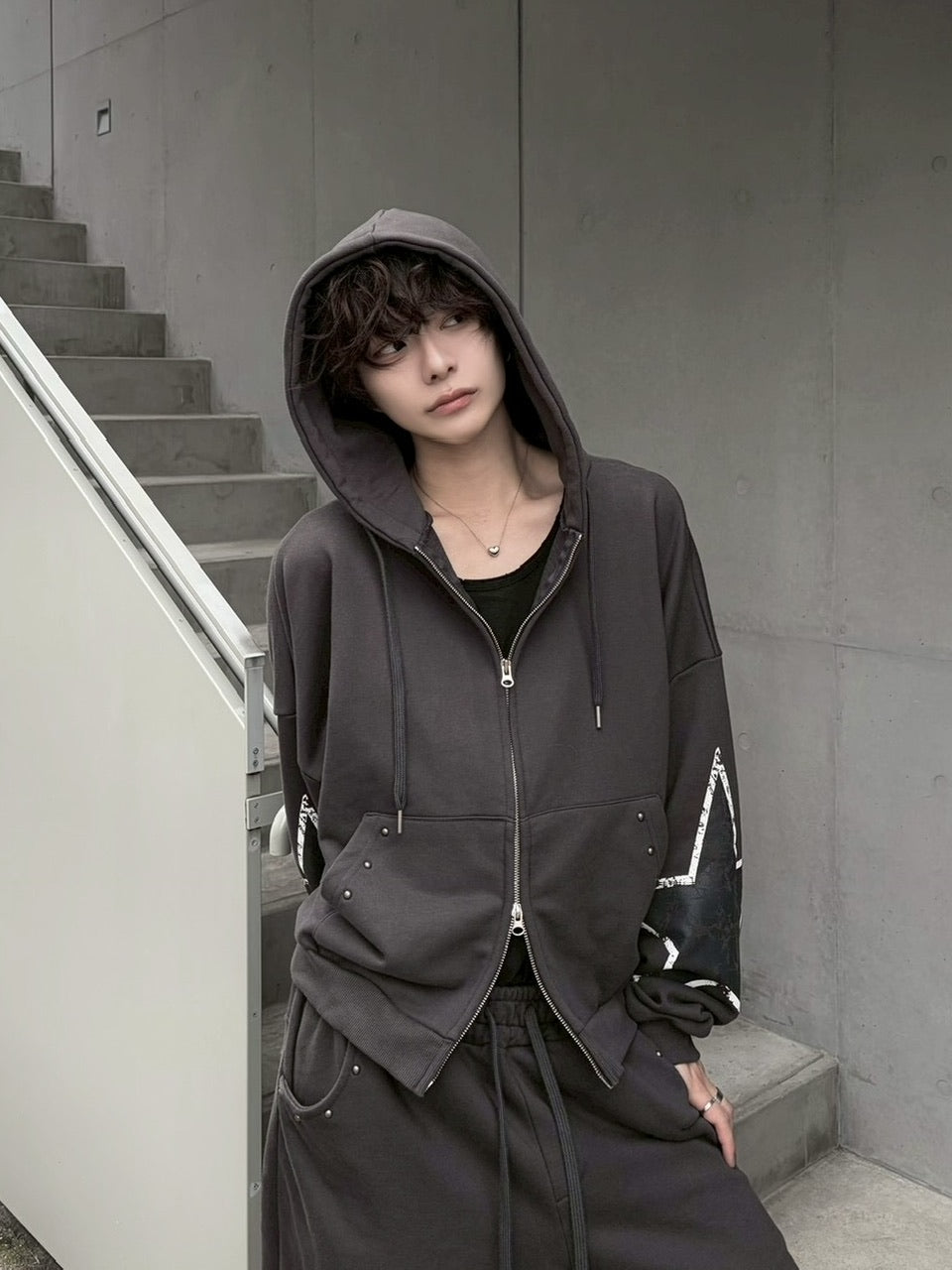 受注制【LUV CODE】star rivet zip up hoodie (2color)