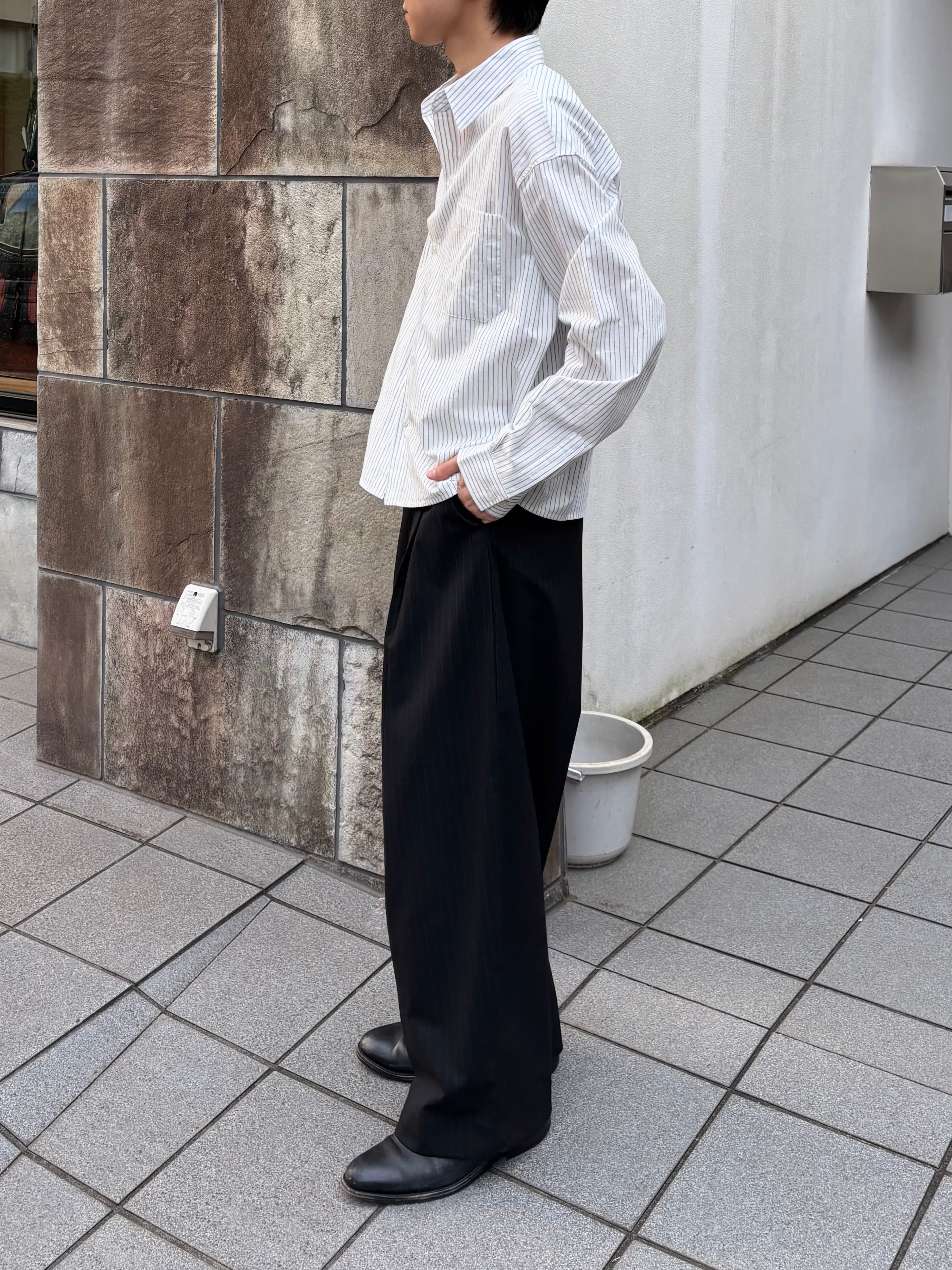 東京店WEB限定受注制【Chikashitsu +】compact stripe shirt (2color)