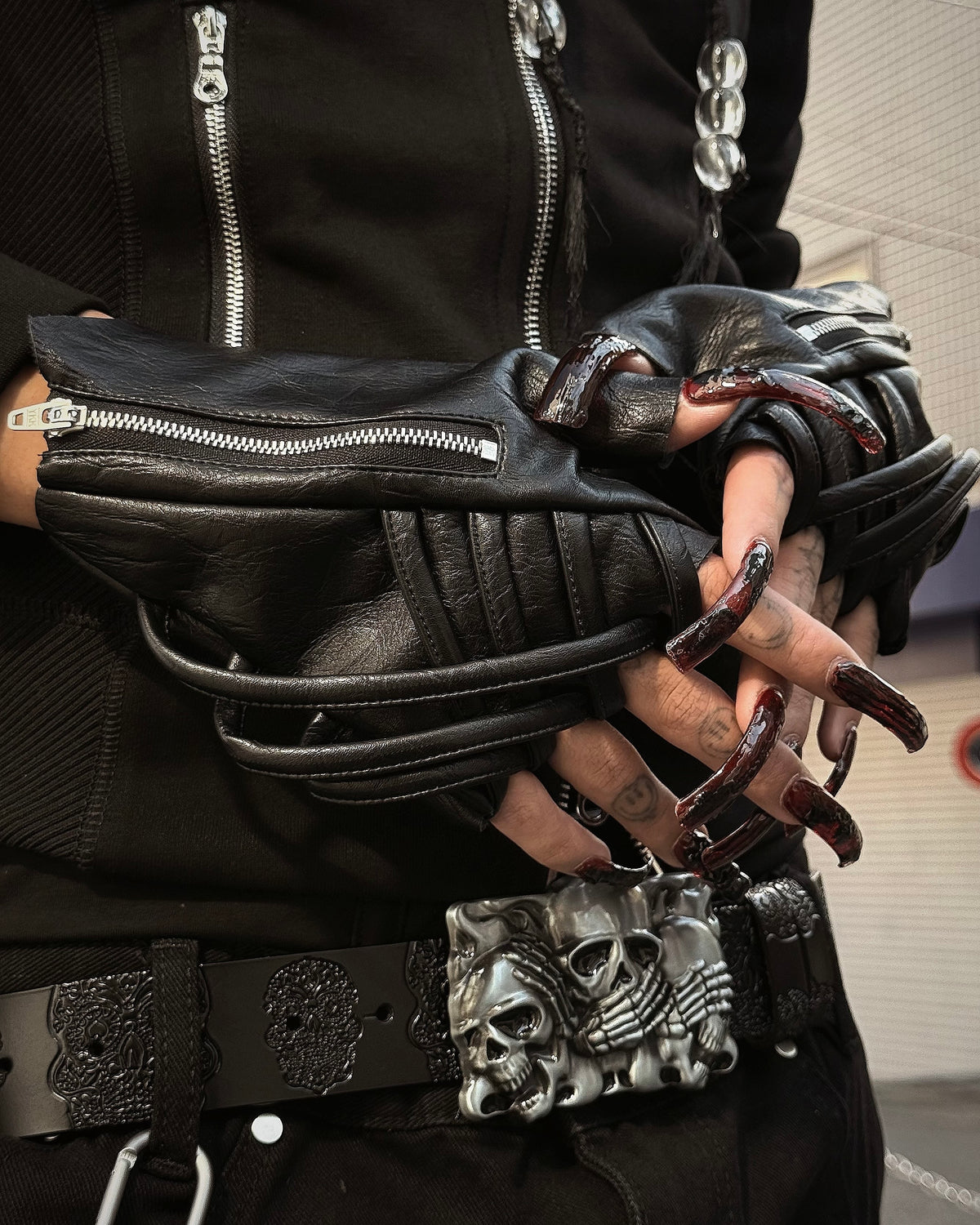 国際配送【Never mind the XU】Cyberpunk Zipper Fingerless Gloves