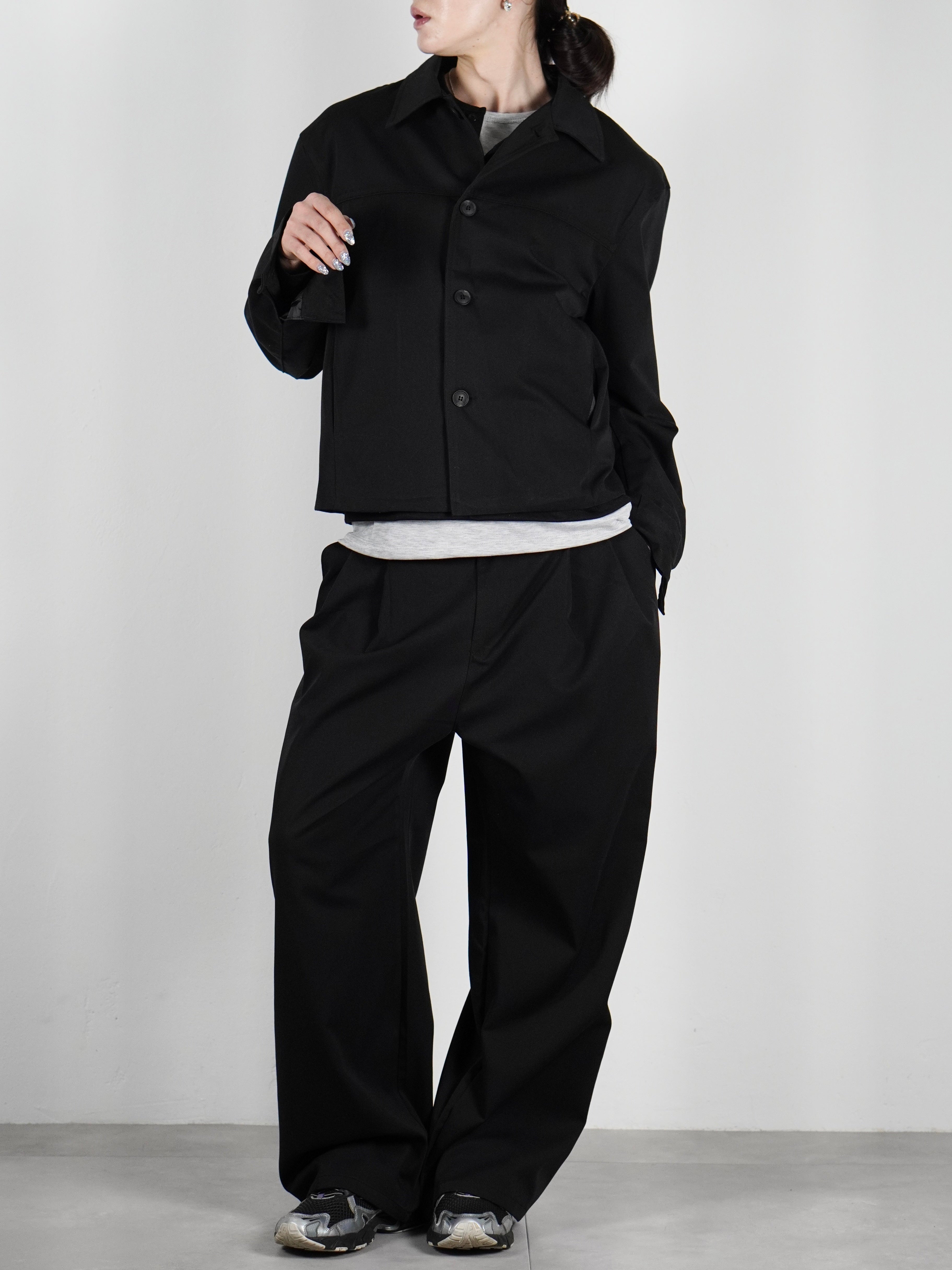 受注制【Chikashitsu +】cropped button jacket