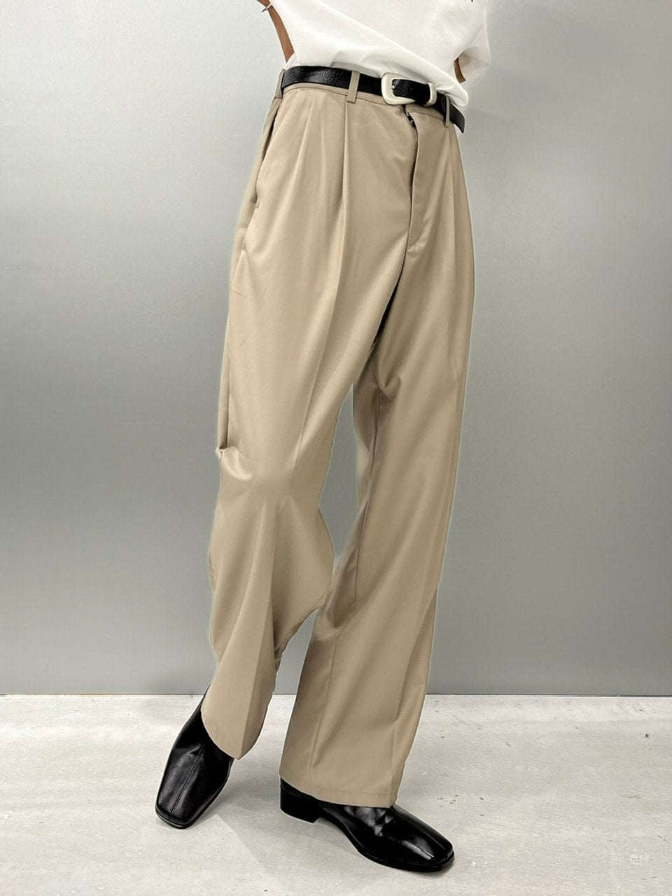 【Chikashitsu +】set up straight slacks (4color)