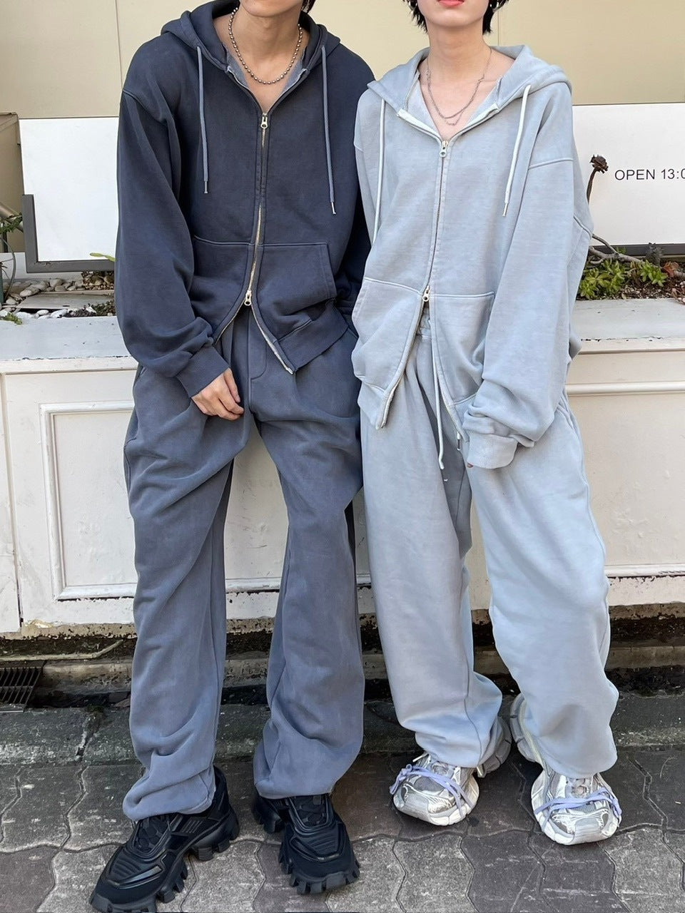 受注制【Chikashitsu +】unisex semi cropped pigment wash hoodie (4color)