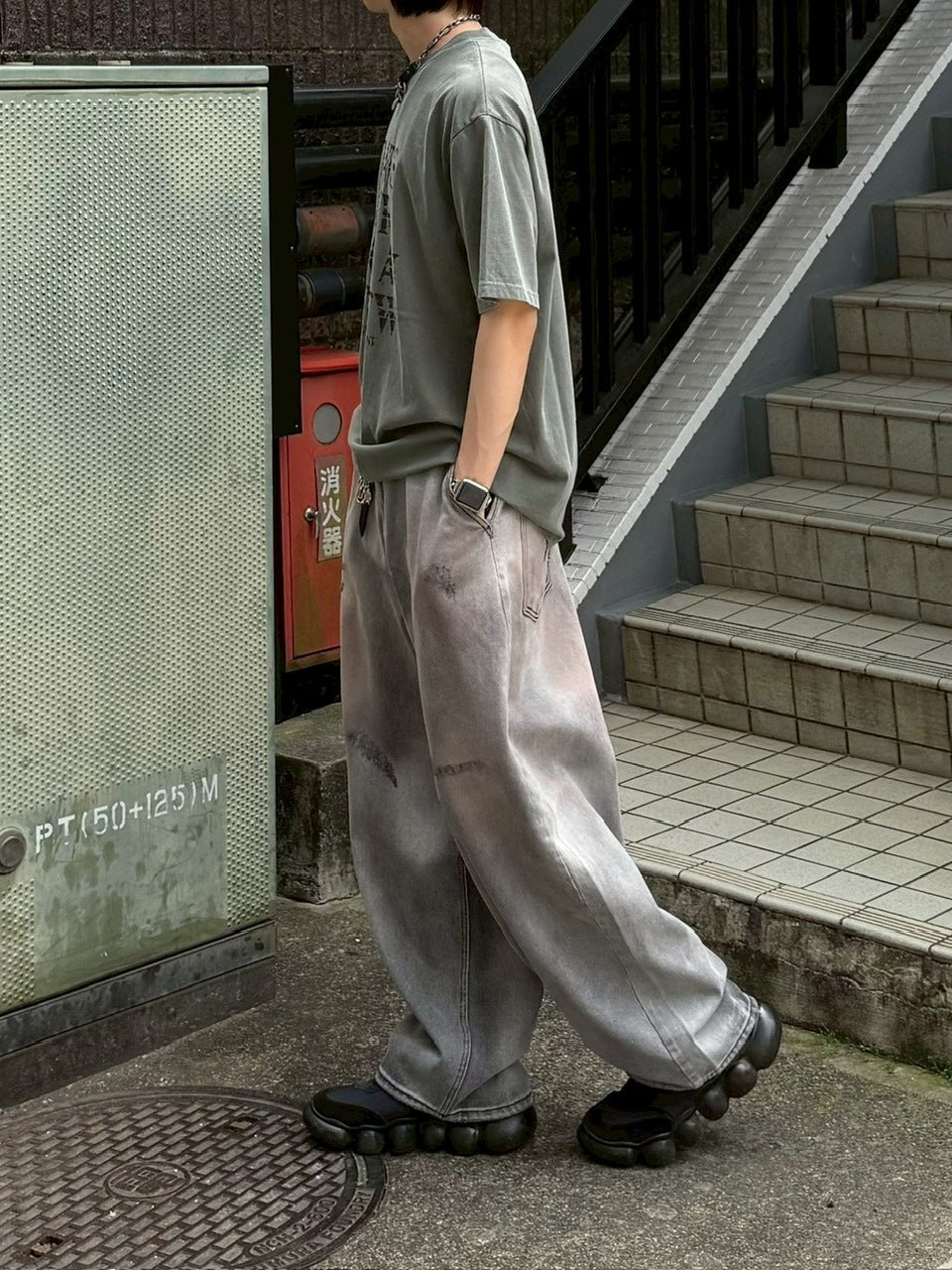 【Chikashitsu +】point wash balloon denim pants (2color) / 【チカシツプラス】ポイントウォッシングバルーンデニムパンツ