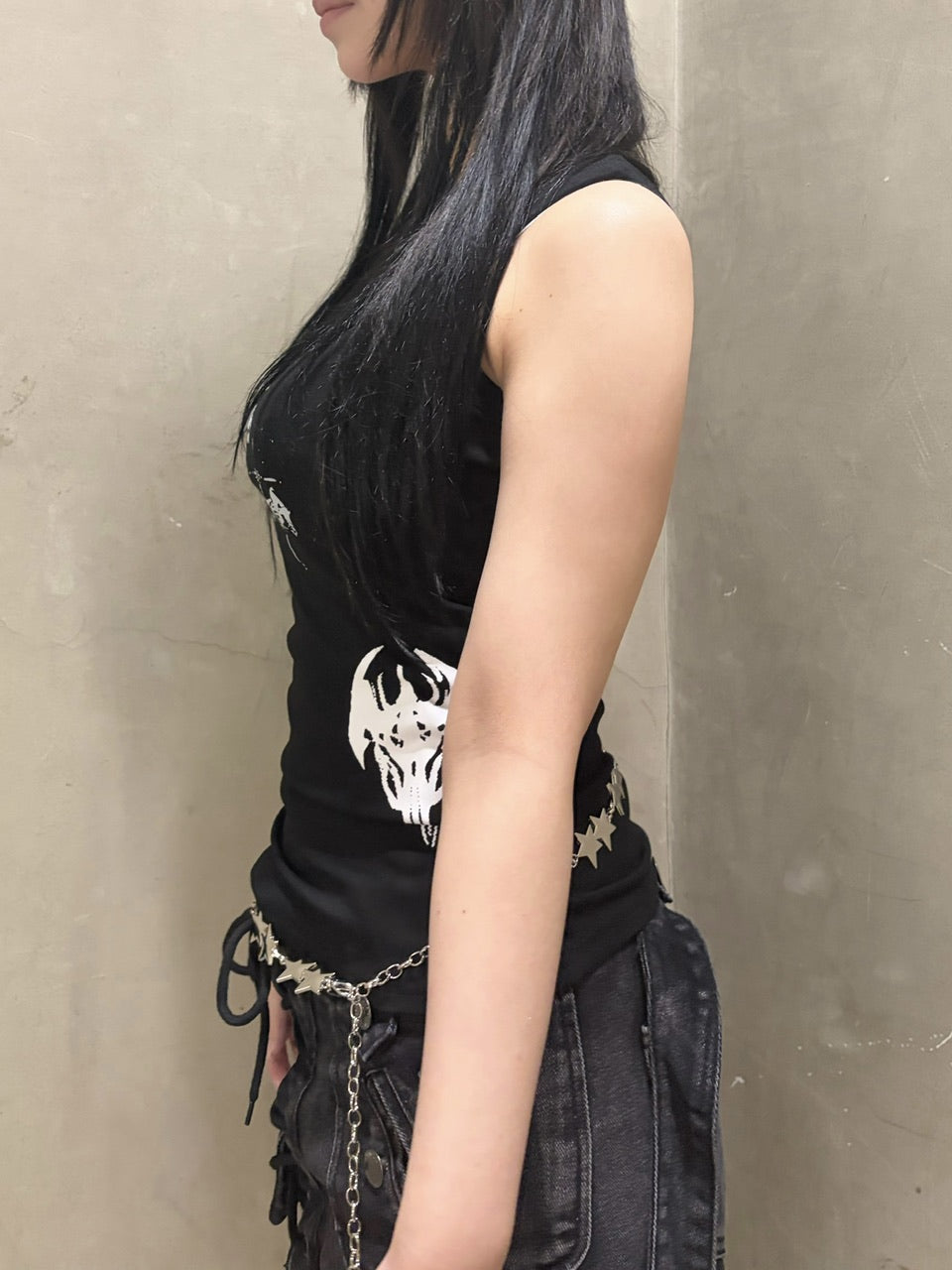 国際配送【Never mind the XU】slim fit studs sleeveless (2color)