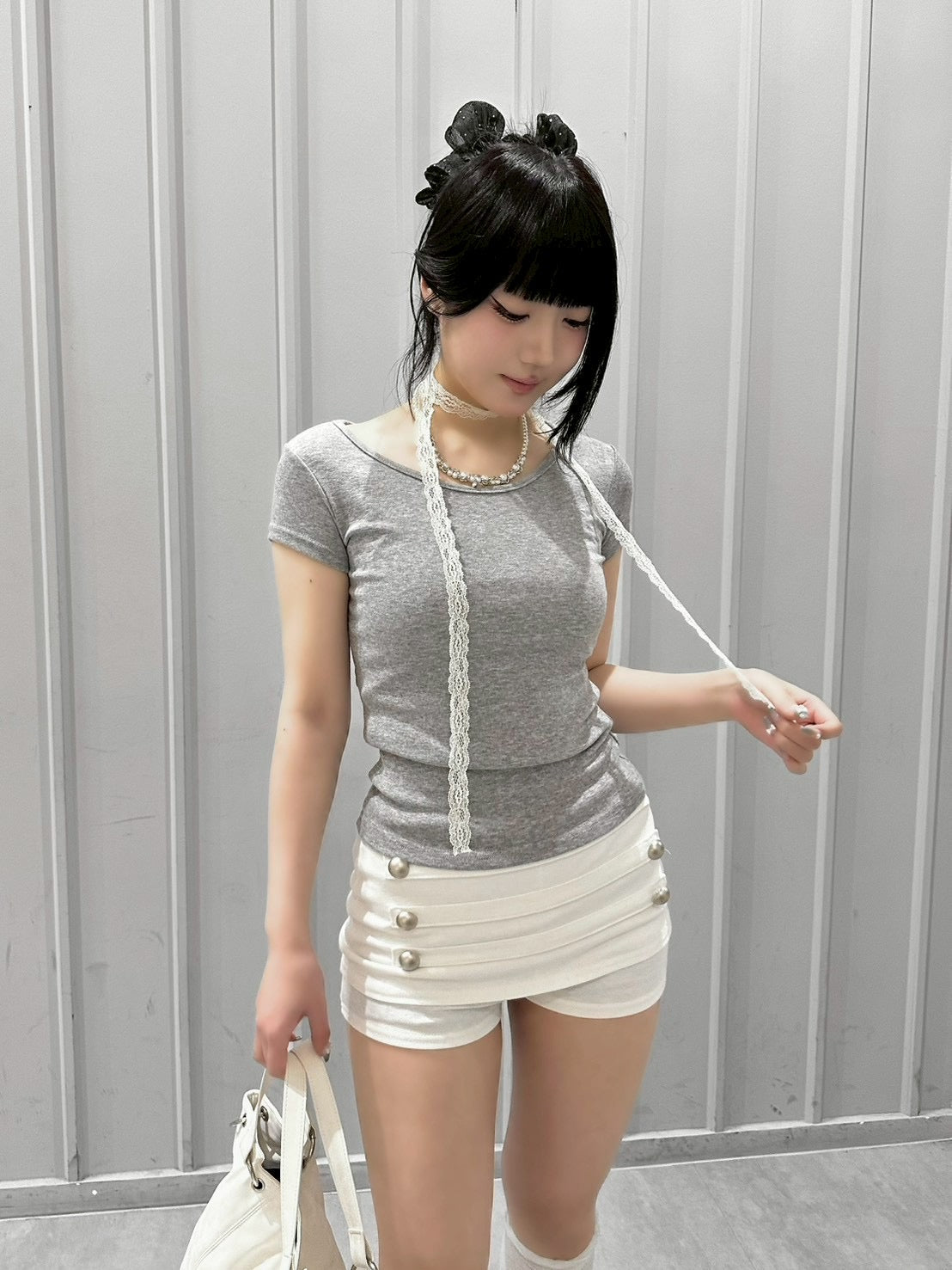 渋谷109店WEB限定受注制【nmtc+】Back Button Slit U-Neck Tee (5color)