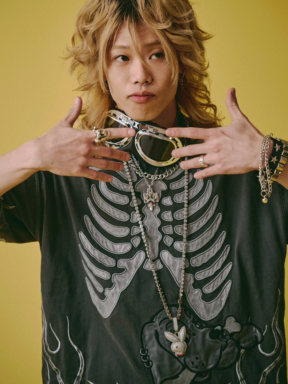 【GALFY】骨が見えしTシャツ